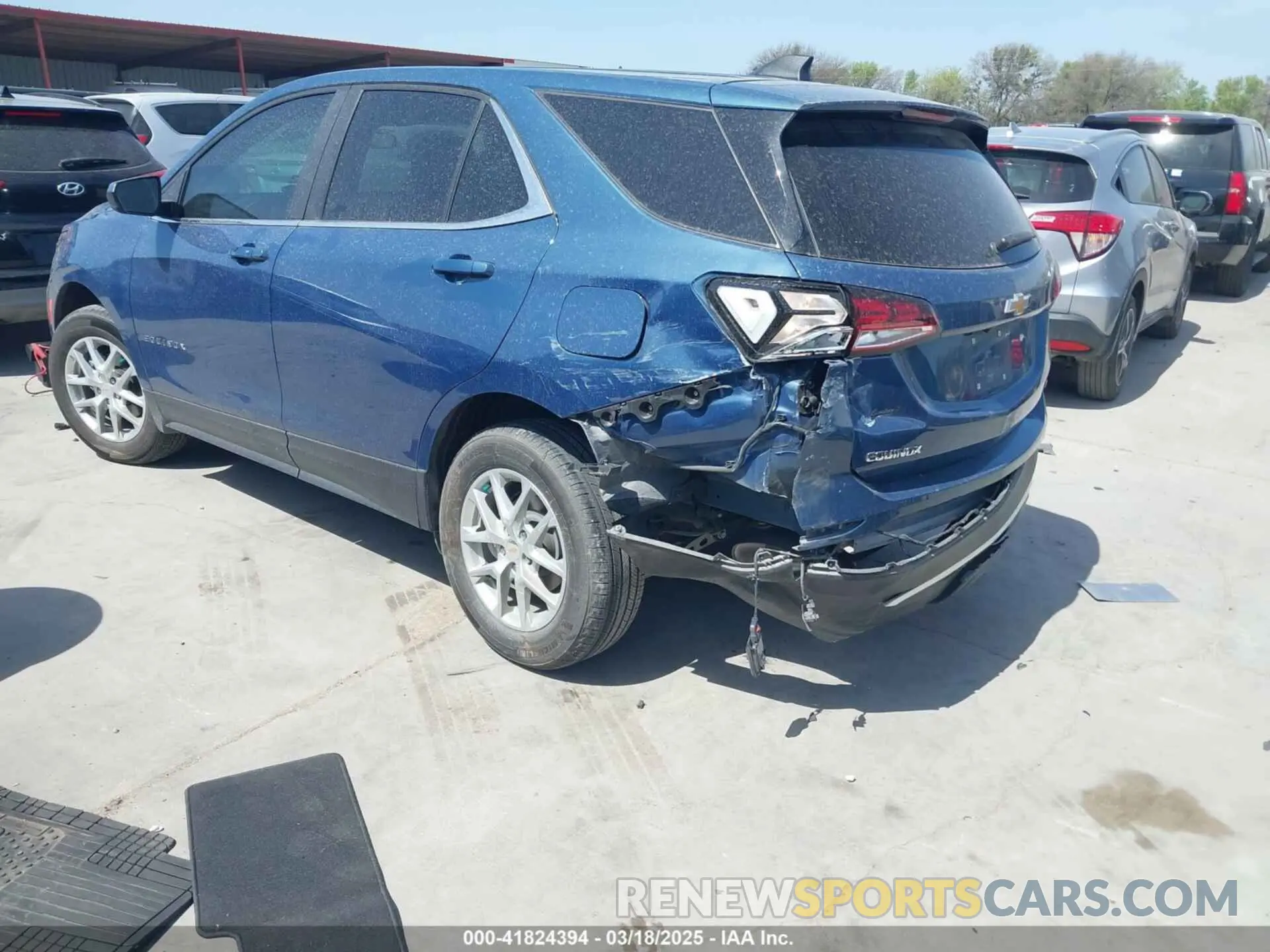 3 Фотография поврежденного автомобиля 3GNAXKEG4RL125673 CHEVROLET EQUINOX 2024