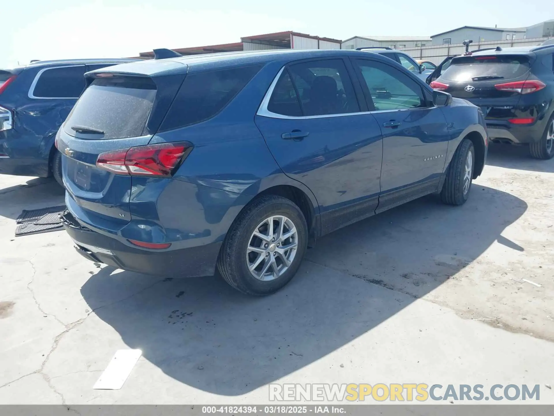 4 Фотография поврежденного автомобиля 3GNAXKEG4RL125673 CHEVROLET EQUINOX 2024
