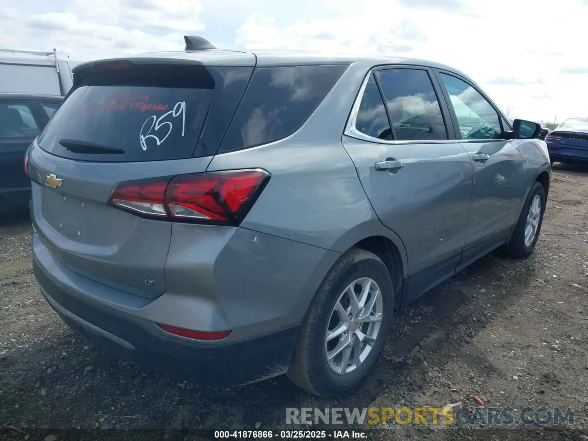 4 Фотография поврежденного автомобиля 3GNAXKEG4RL271846 CHEVROLET EQUINOX 2024