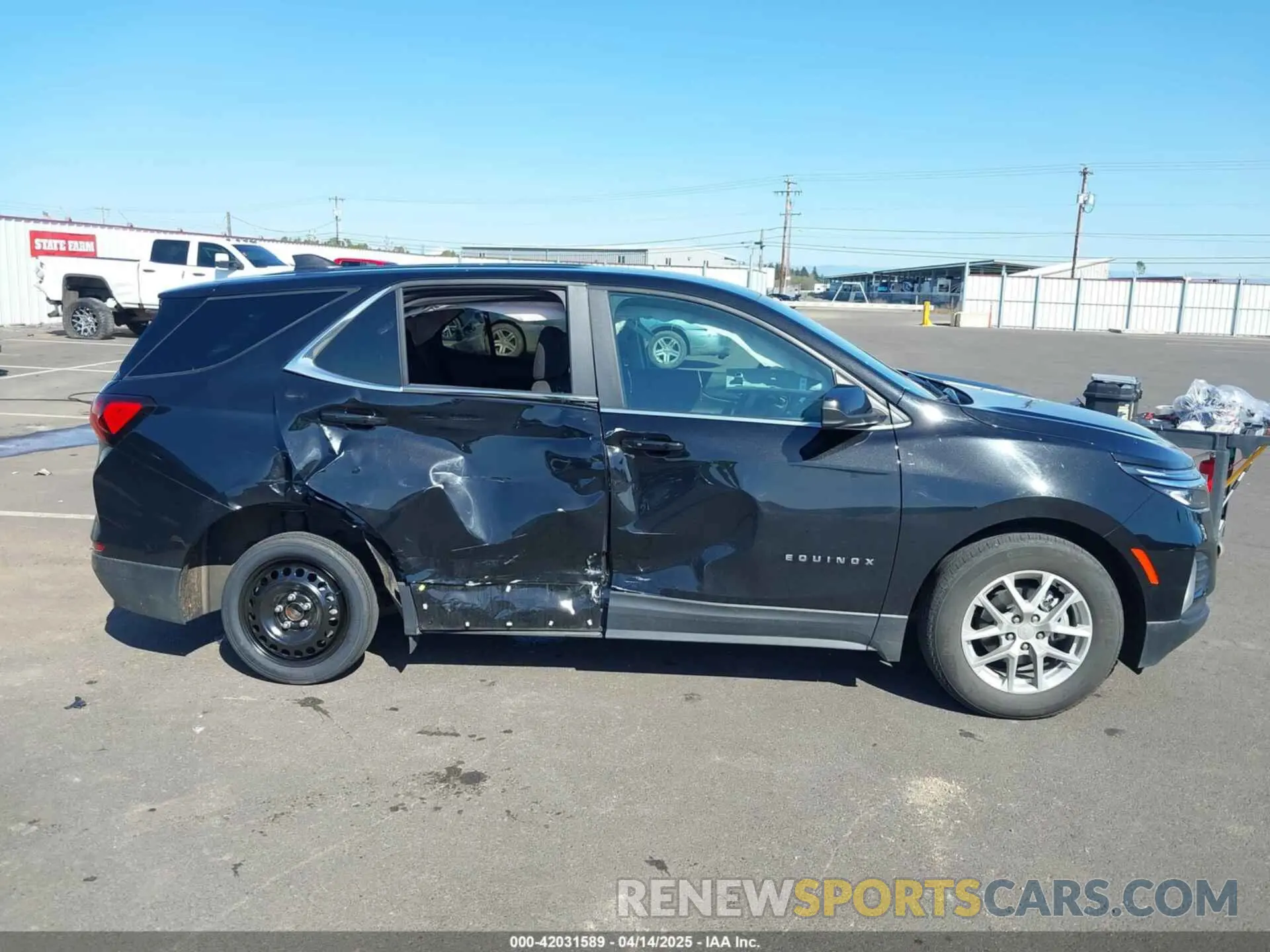 13 Photograph of a damaged car 3GNAXKEG4RL337408 CHEVROLET EQUINOX 2024