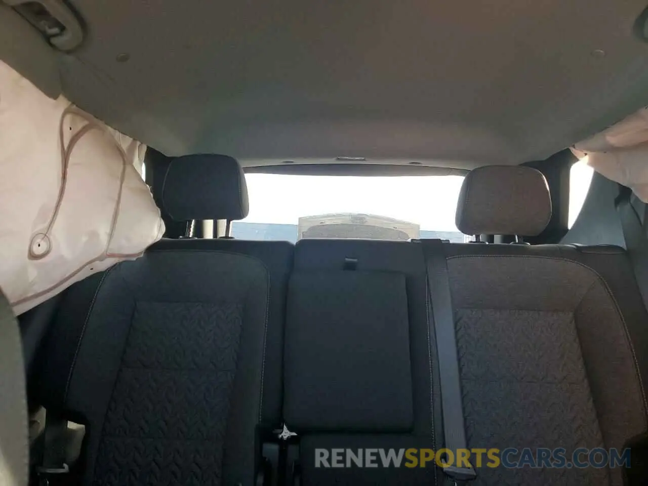10 Photograph of a damaged car 3GNAXKEG4RS239999 CHEVROLET EQUINOX 2024