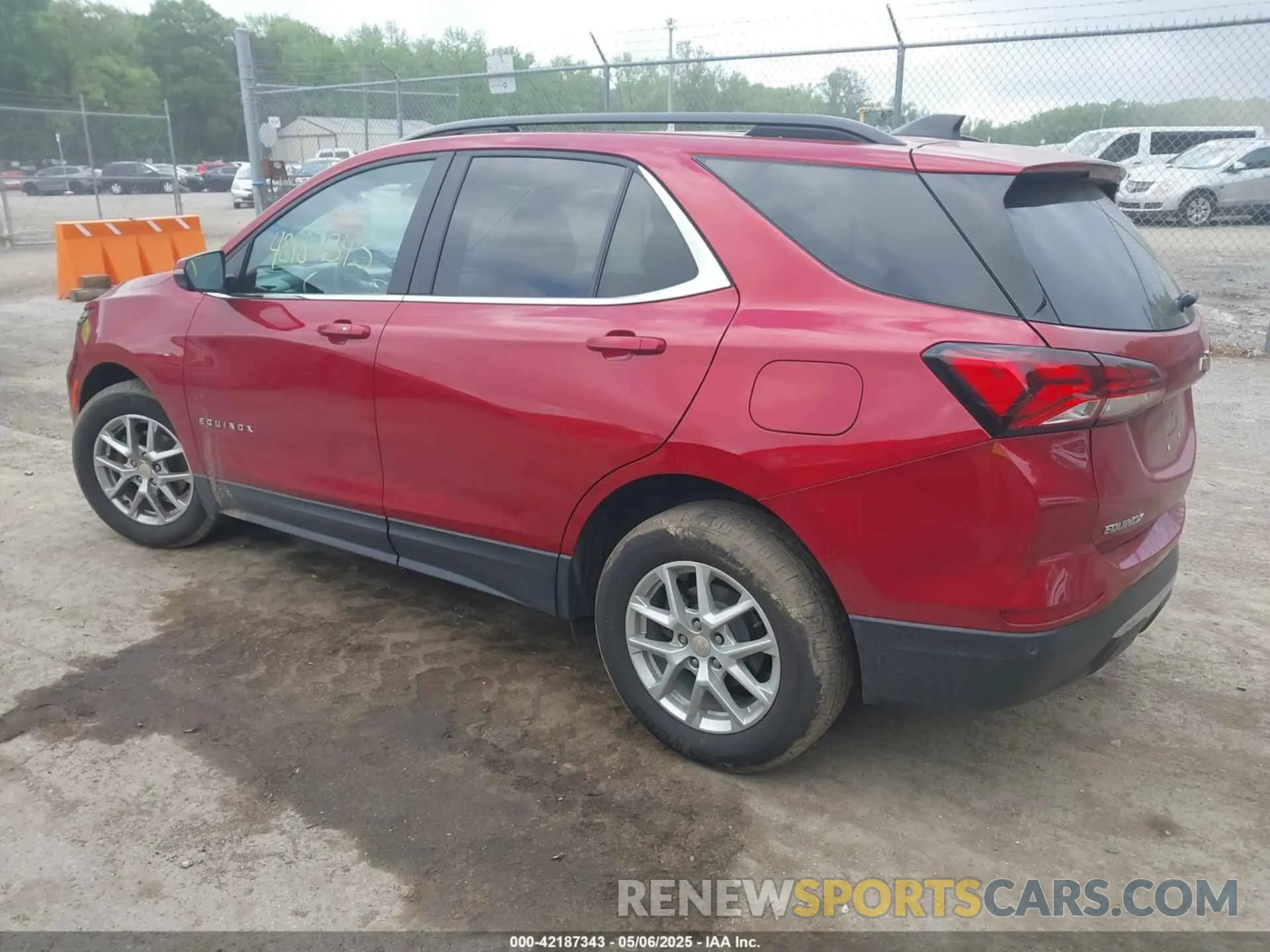 3 Photograph of a damaged car 3GNAXKEG6RL130860 CHEVROLET EQUINOX 2024