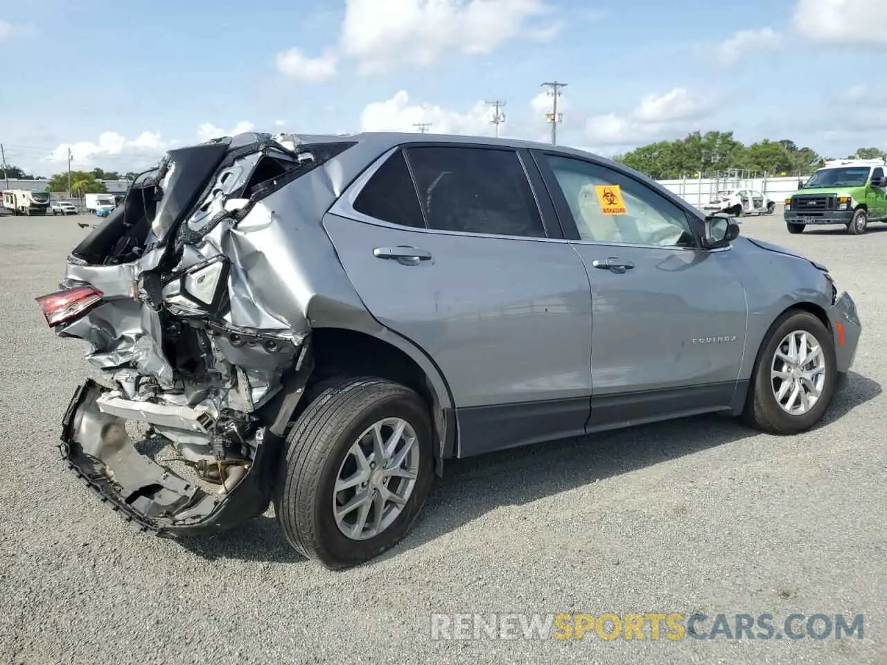 3 Photograph of a damaged car 3GNAXKEG6RL172283 CHEVROLET EQUINOX 2024