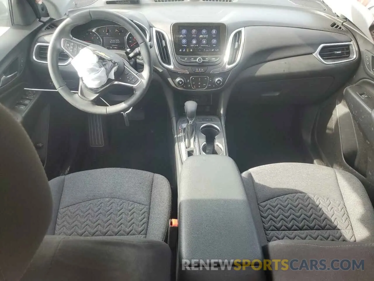 8 Photograph of a damaged car 3GNAXKEG6RL225323 CHEVROLET EQUINOX 2024