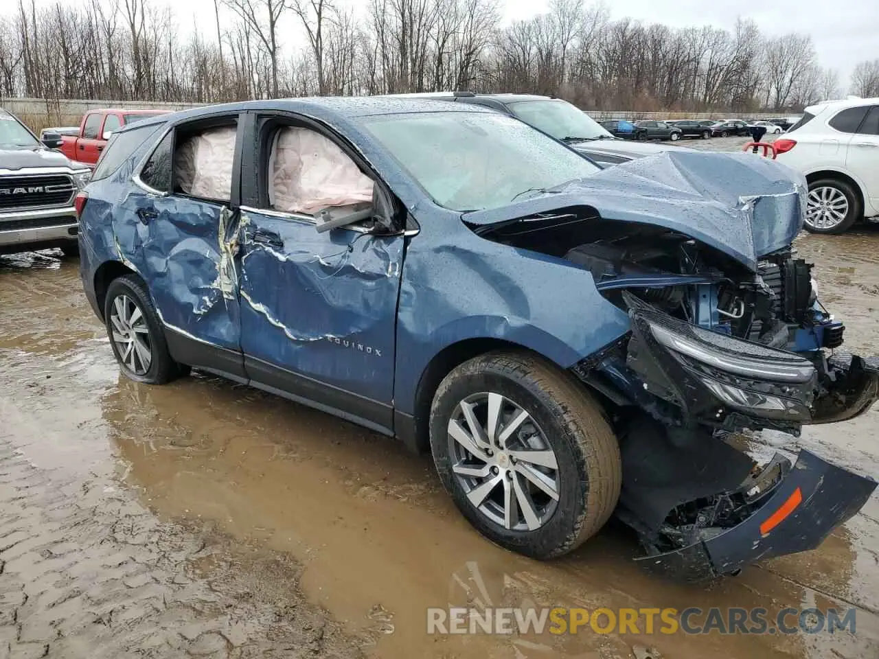 4 Photograph of a damaged car 3GNAXKEG8RL215750 CHEVROLET EQUINOX 2024