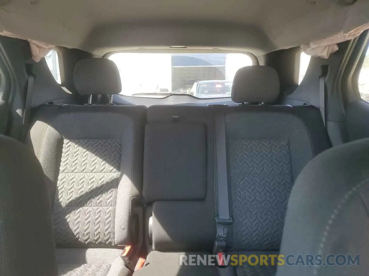 10 Photograph of a damaged car 3GNAXKEG8RL230958 CHEVROLET EQUINOX 2024