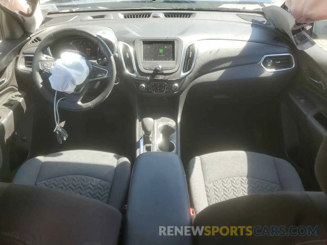8 Photograph of a damaged car 3GNAXKEG8RL230958 CHEVROLET EQUINOX 2024