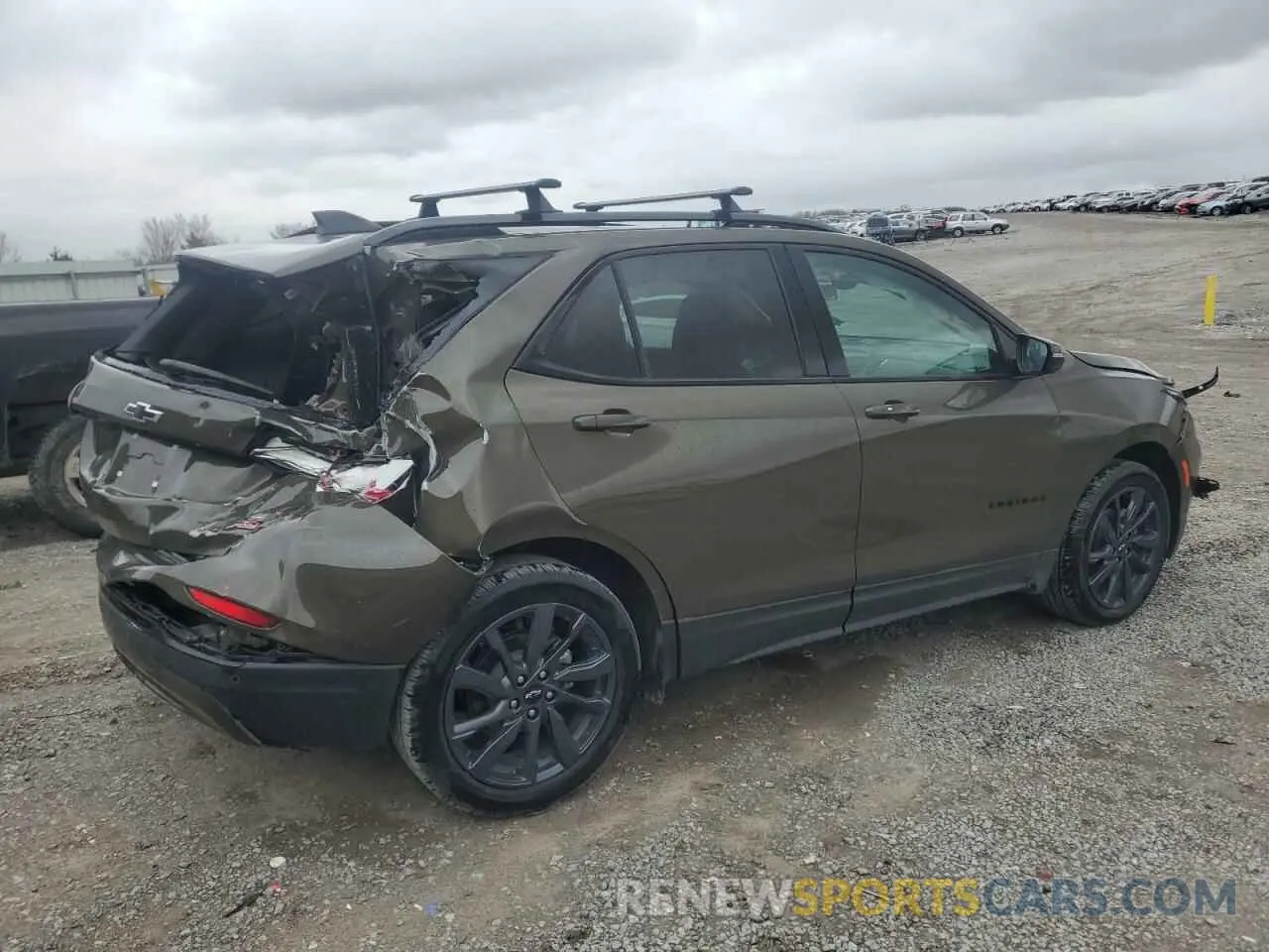 3 Photograph of a damaged car 3GNAXMEG0RL161372 CHEVROLET EQUINOX 2024