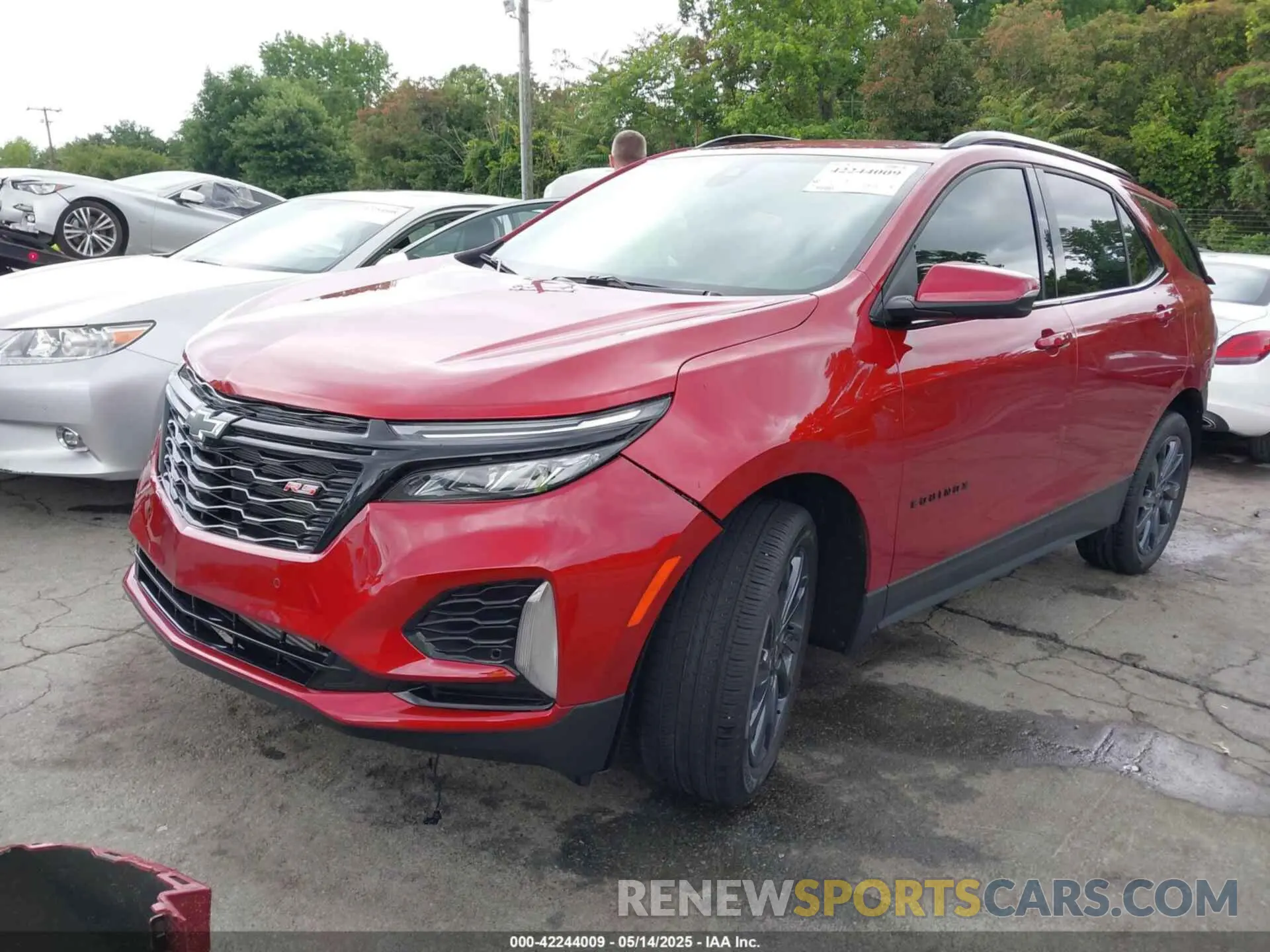 2 Фотография поврежденного автомобиля 3GNAXMEG3RL369603 CHEVROLET EQUINOX 2024