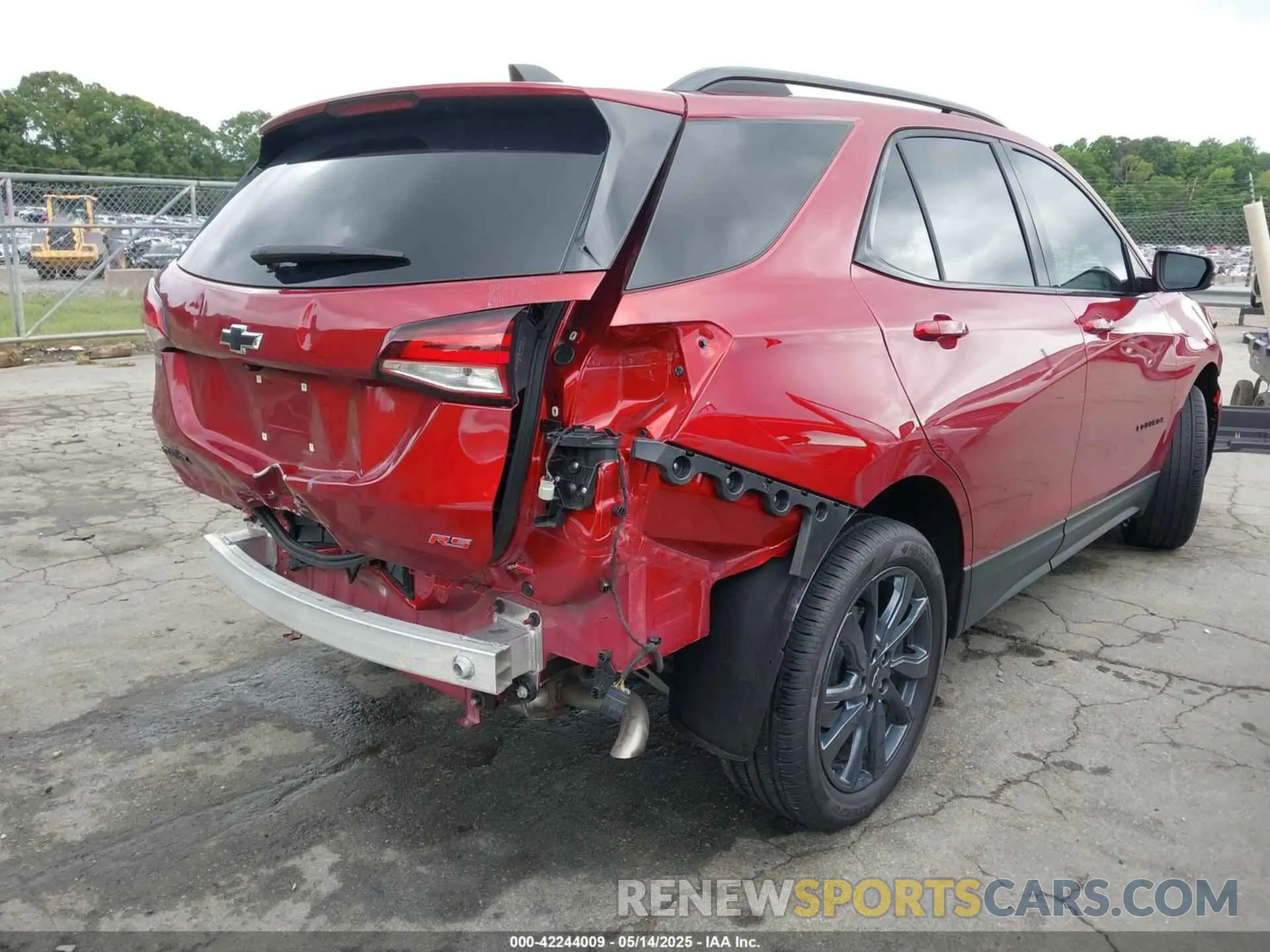 4 Фотография поврежденного автомобиля 3GNAXMEG3RL369603 CHEVROLET EQUINOX 2024