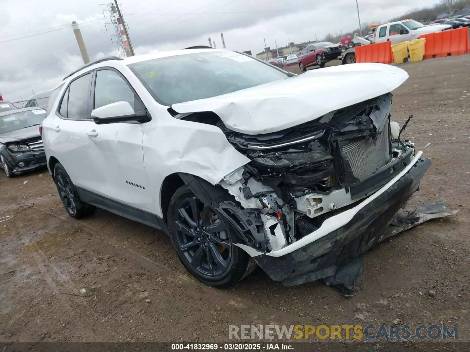 1 Photograph of a damaged car 3GNAXMEG4RS104243 CHEVROLET EQUINOX 2024