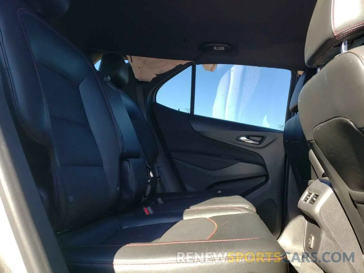 11 Photograph of a damaged car 3GNAXMEG5RS115803 CHEVROLET EQUINOX 2024