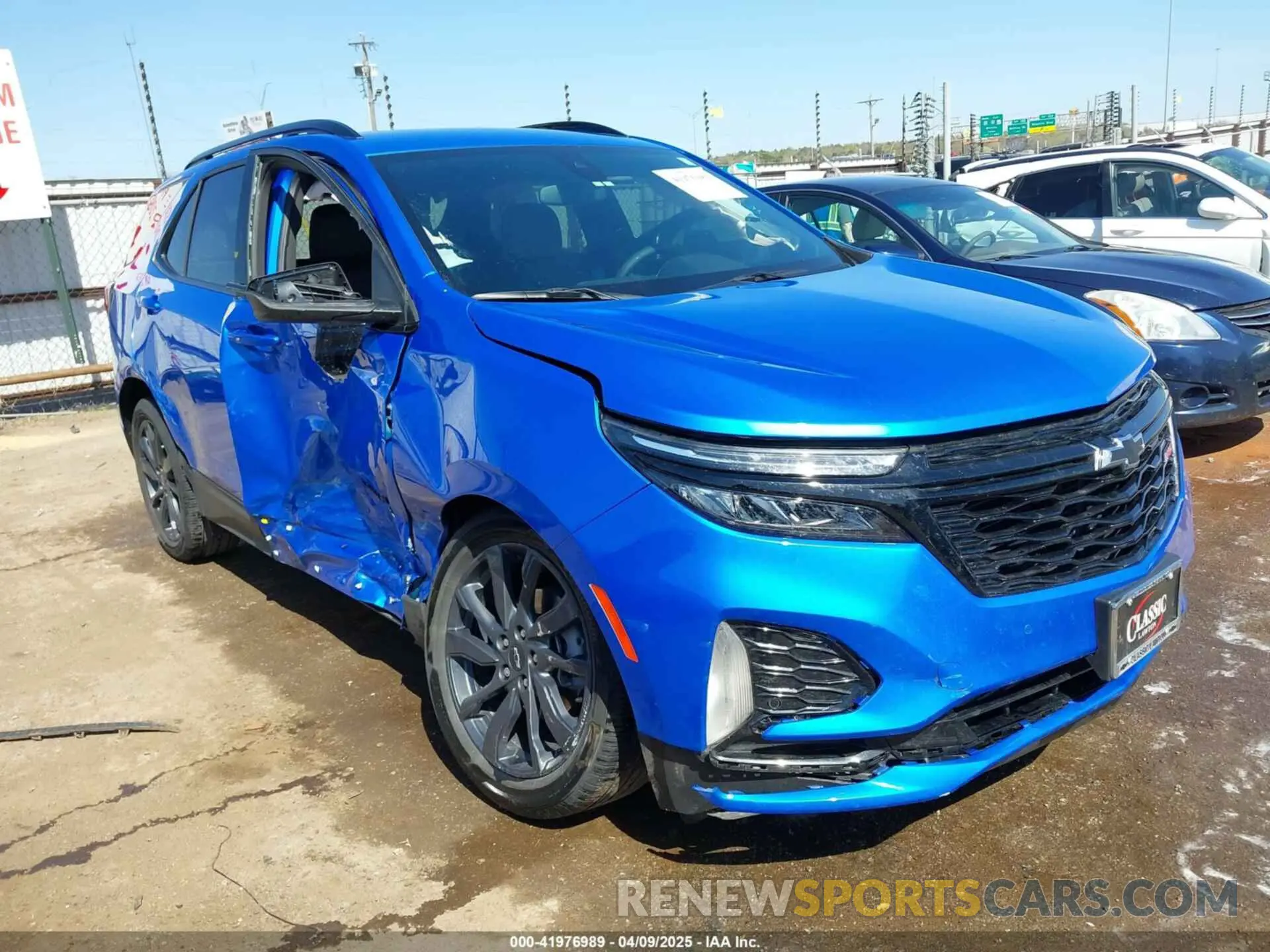 1 Фотография поврежденного автомобиля 3GNAXMEG8RS221288 CHEVROLET EQUINOX 2024