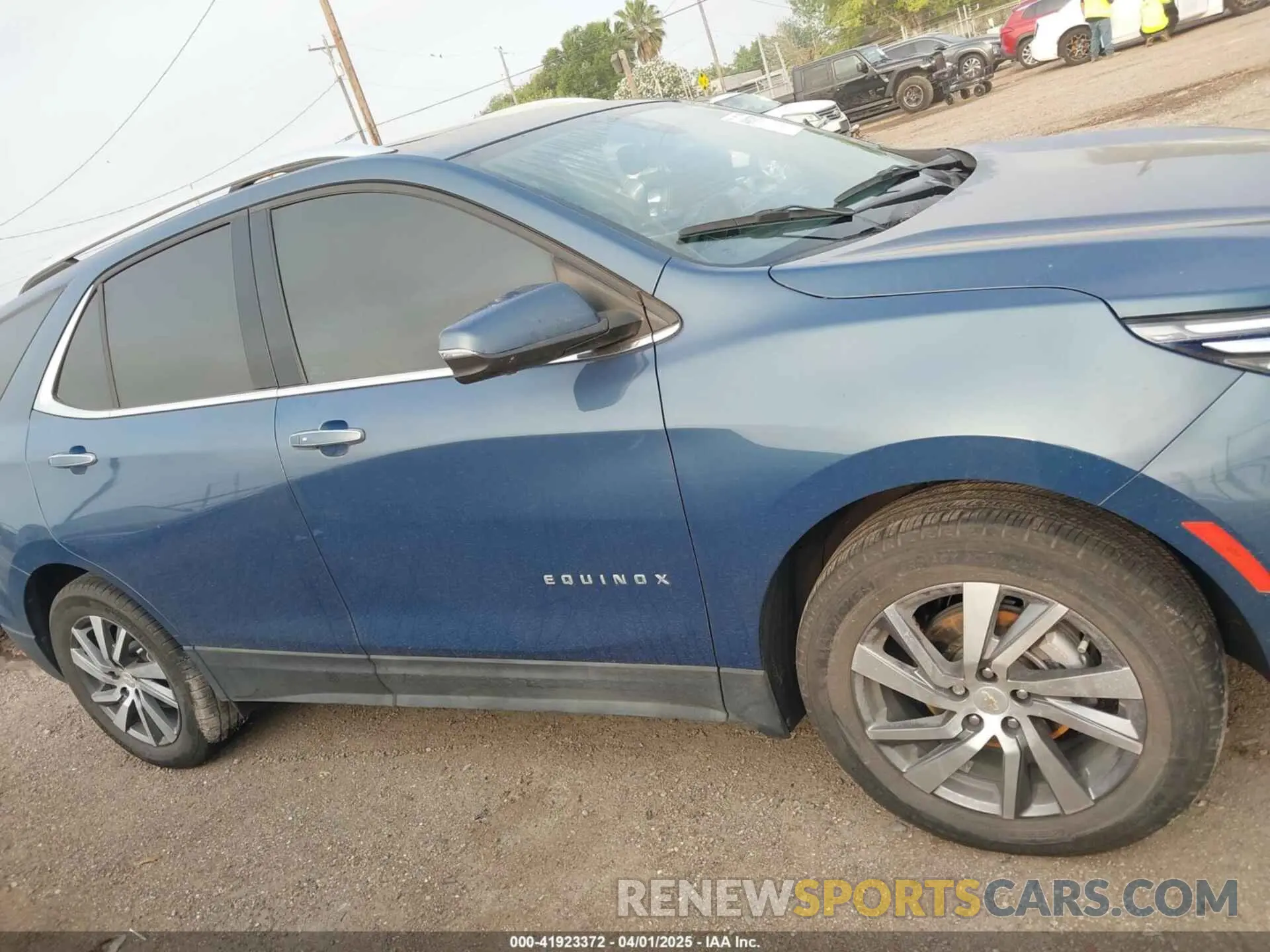 12 Фотография поврежденного автомобиля 3GNAXNEG3RL122989 CHEVROLET EQUINOX 2024