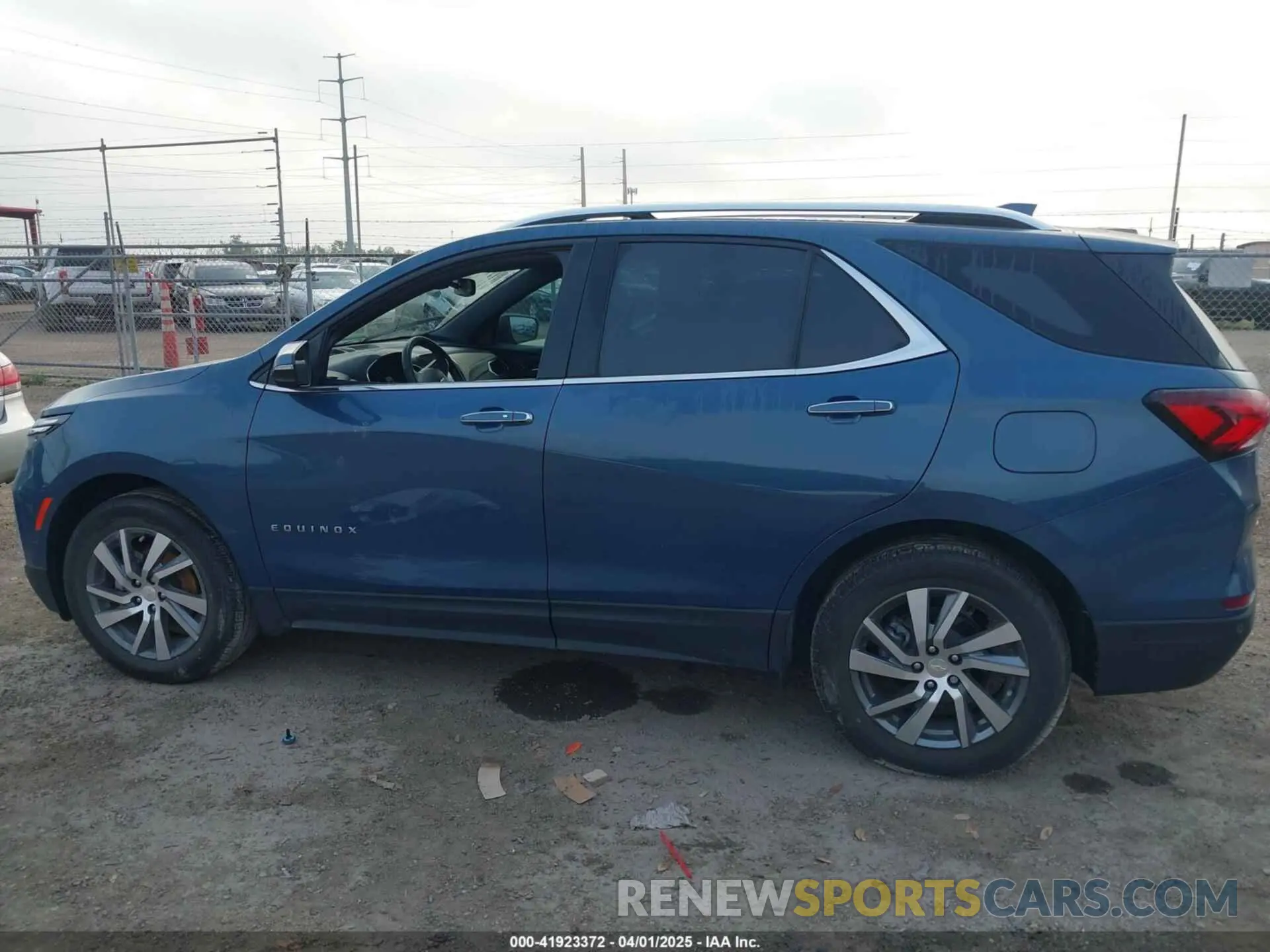13 Фотография поврежденного автомобиля 3GNAXNEG3RL122989 CHEVROLET EQUINOX 2024