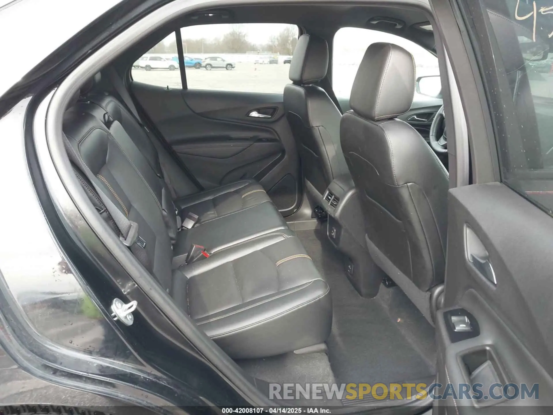 8 Photograph of a damaged car 3GNAXNEG5RL163396 CHEVROLET EQUINOX 2024