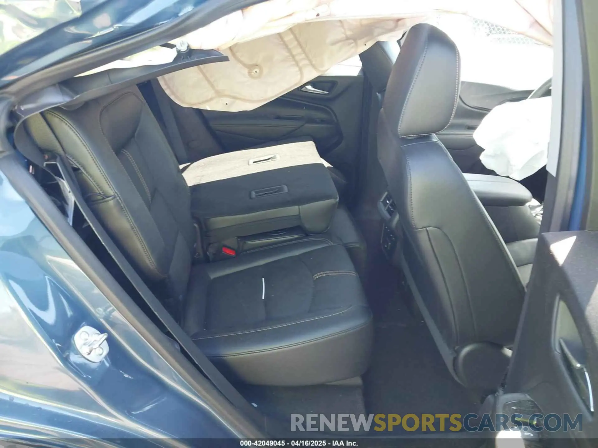 8 Photograph of a damaged car 3GNAXNEGXRL340850 CHEVROLET EQUINOX 2024