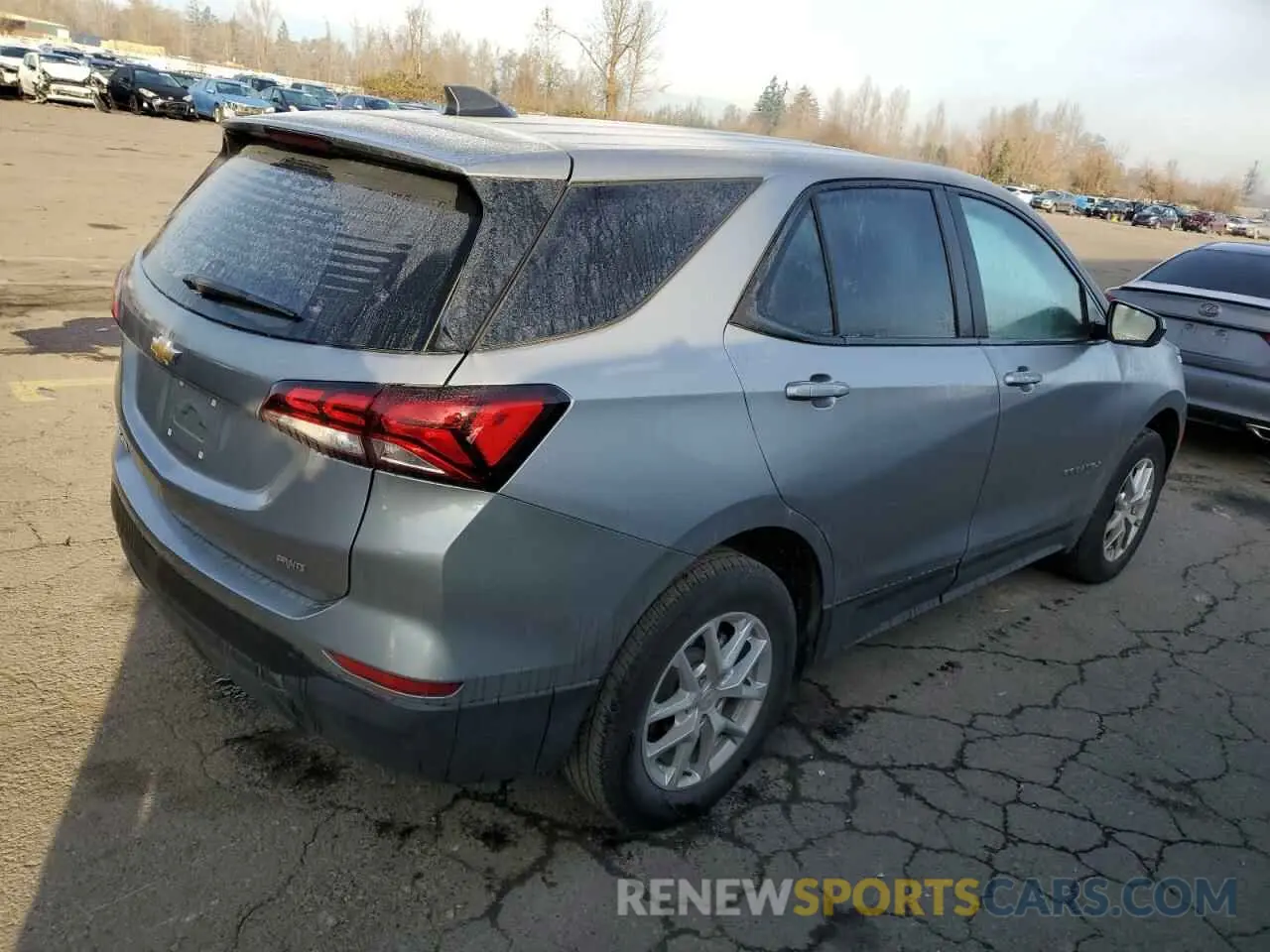 3 Photograph of a damaged car 3GNAXSEG2RL151270 CHEVROLET EQUINOX 2024