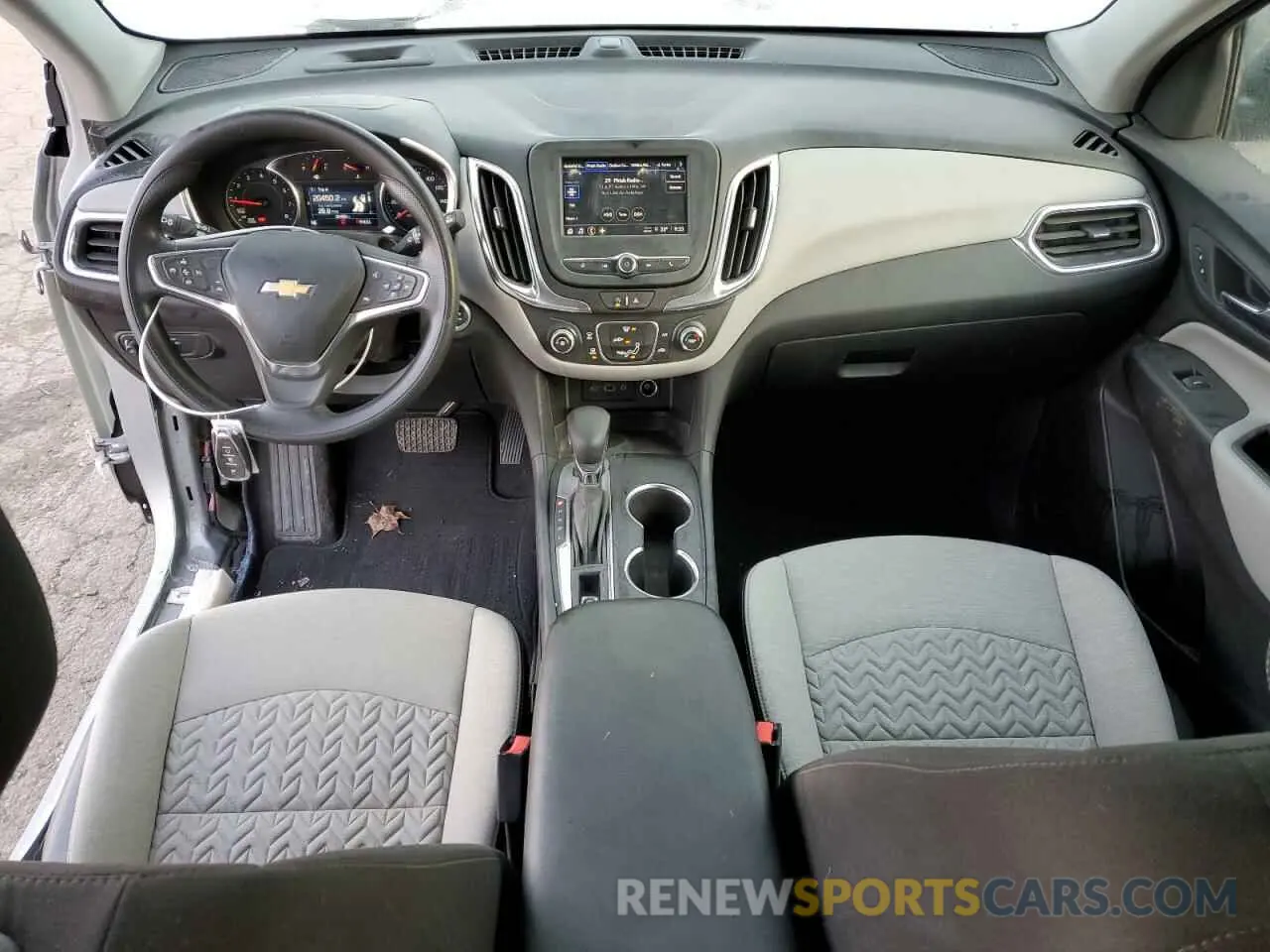 8 Photograph of a damaged car 3GNAXSEG2RL151270 CHEVROLET EQUINOX 2024
