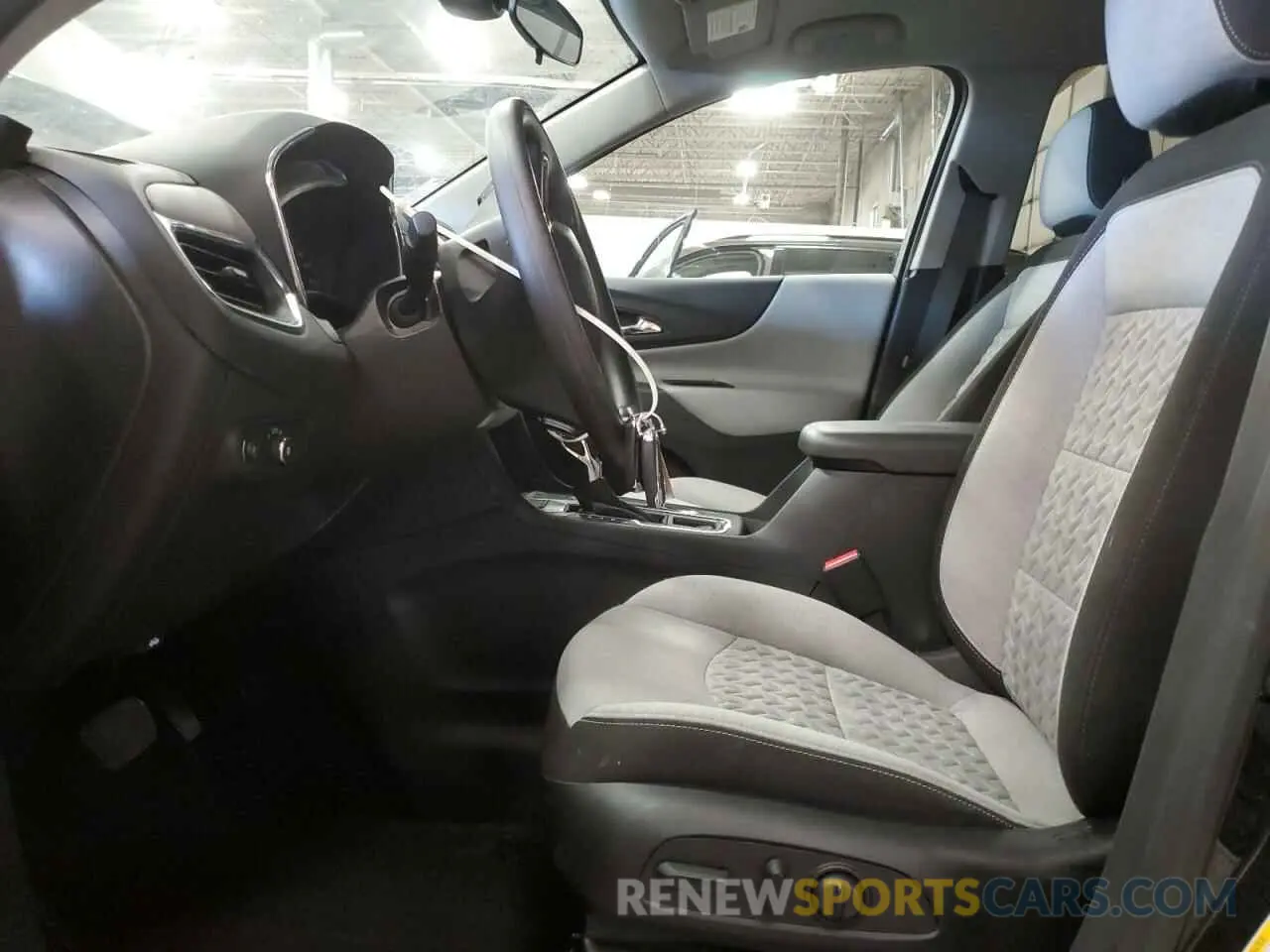 7 Фотография поврежденного автомобиля 3GNAXSEG2RL158638 CHEVROLET EQUINOX 2024