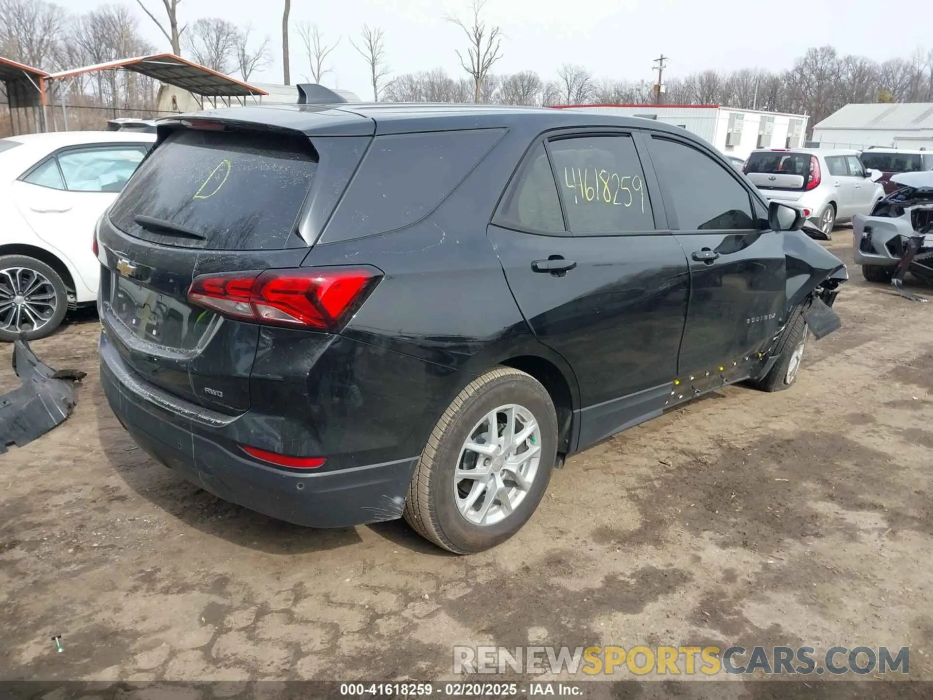 4 Фотография поврежденного автомобиля 3GNAXSEG5RL279082 CHEVROLET EQUINOX 2024