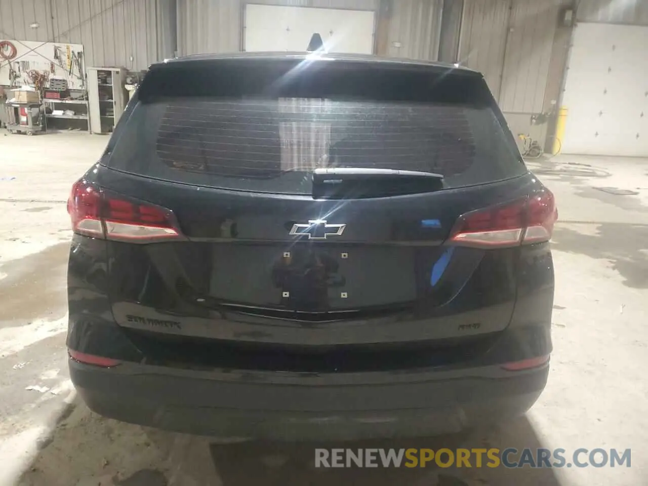 6 Photograph of a damaged car 3GNAXSEG7RL374632 CHEVROLET EQUINOX 2024