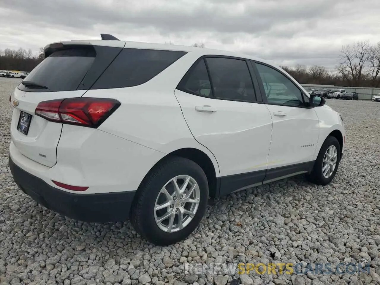 3 Фотография поврежденного автомобиля 3GNAXSEG8RL319171 CHEVROLET EQUINOX 2024