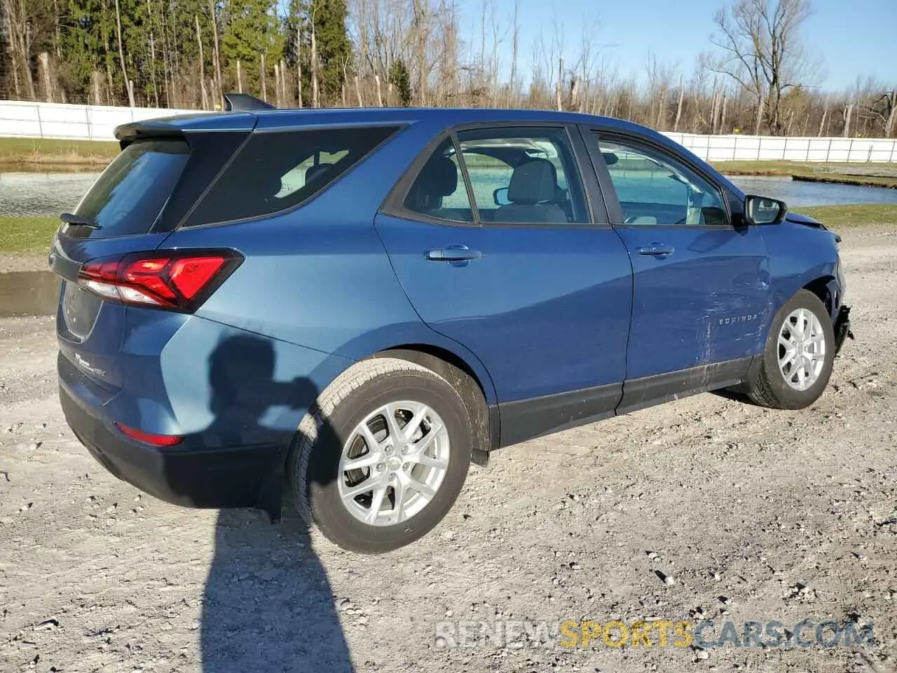 3 Фотография поврежденного автомобиля 3GNAXSEG9RL159804 CHEVROLET EQUINOX 2024