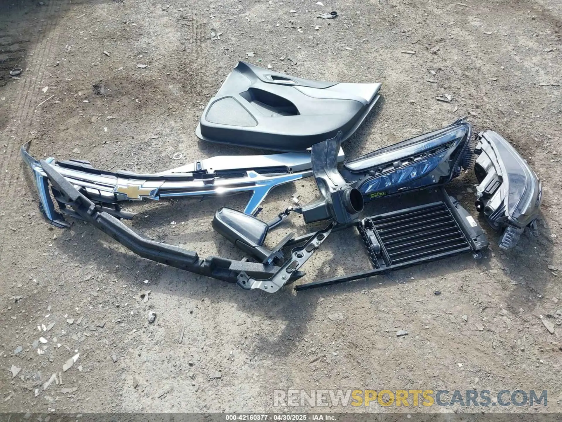 12 Фотография поврежденного автомобиля 3GNAXSEGXRL150738 CHEVROLET EQUINOX 2024