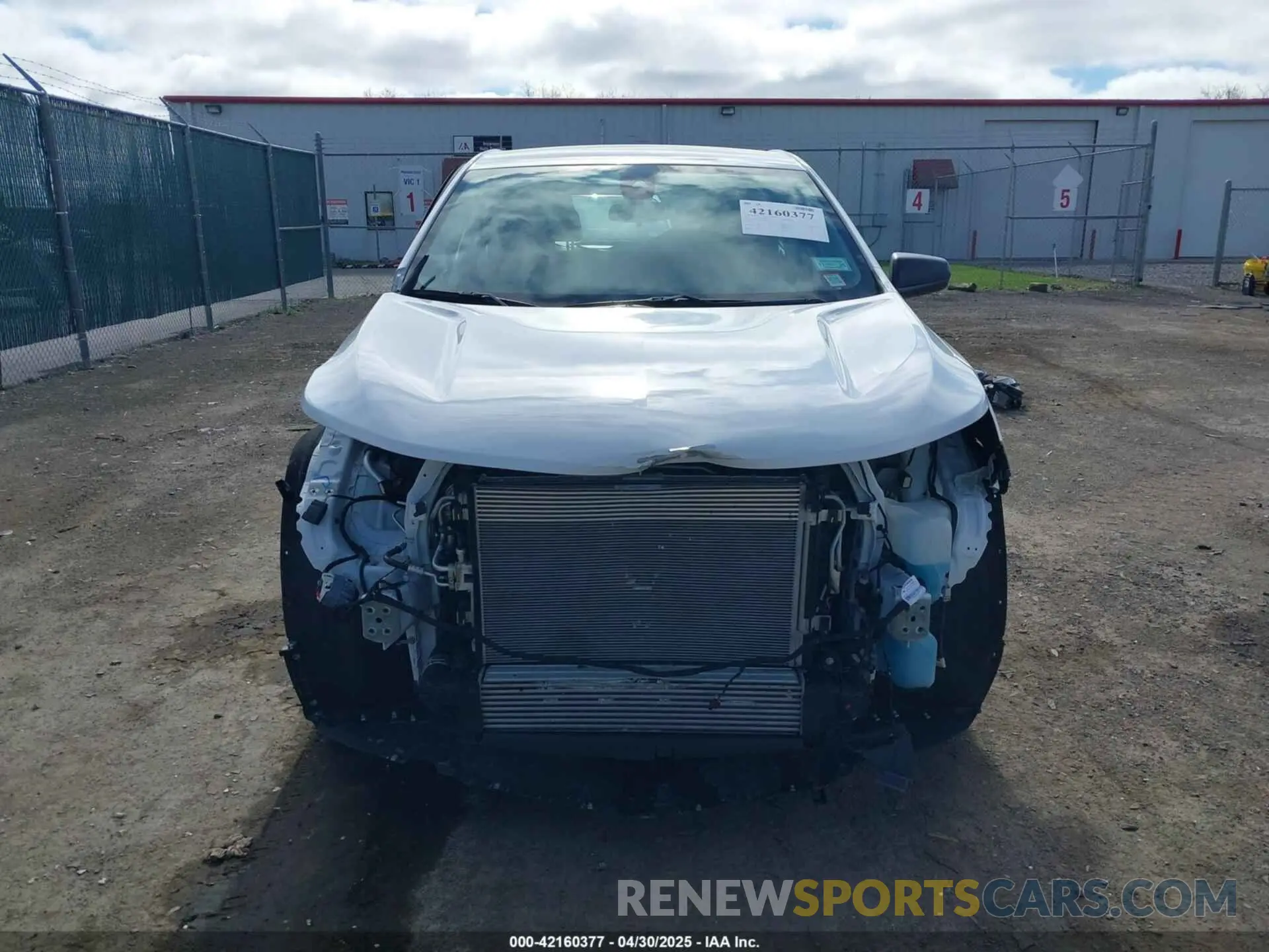 13 Фотография поврежденного автомобиля 3GNAXSEGXRL150738 CHEVROLET EQUINOX 2024