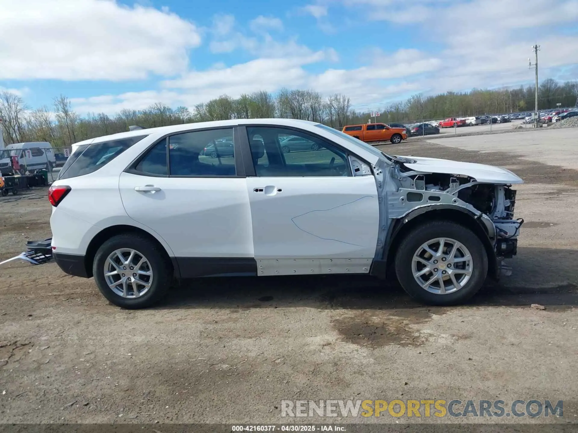 14 Фотография поврежденного автомобиля 3GNAXSEGXRL150738 CHEVROLET EQUINOX 2024