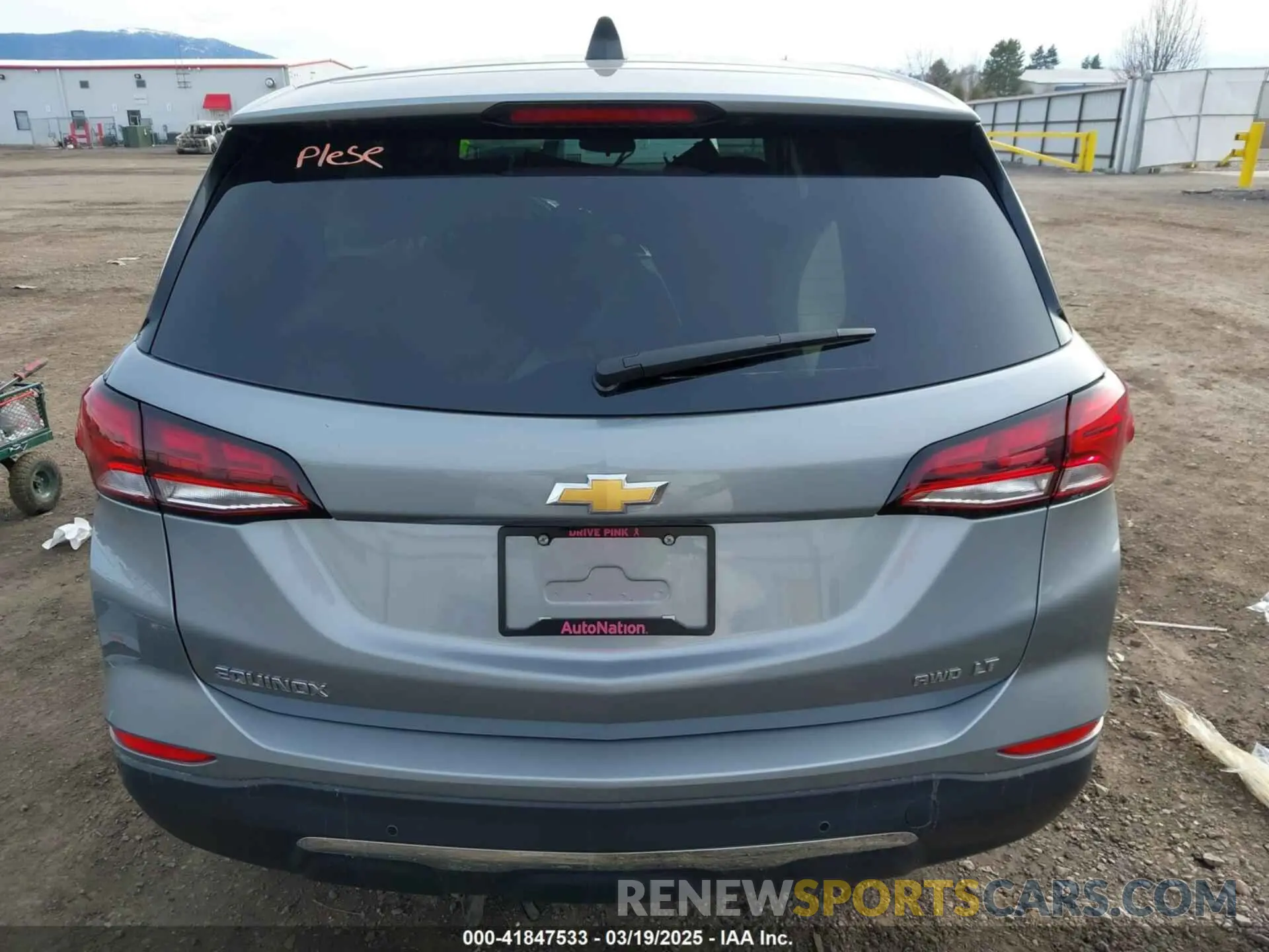 17 Photograph of a damaged car 3GNAXTEG9RL255258 CHEVROLET EQUINOX 2024