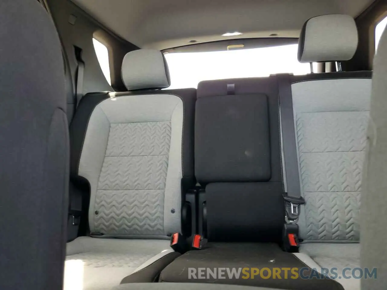 10 Фотография поврежденного автомобиля 3GNAXUEG0RL226978 CHEVROLET EQUINOX 2024