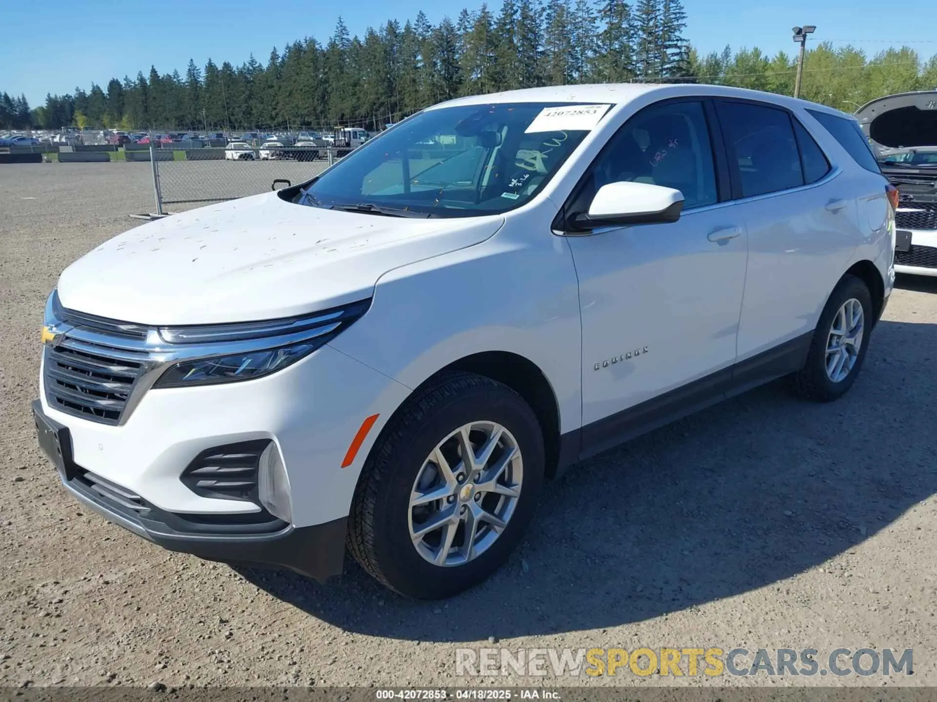 2 Photograph of a damaged car 3GNAXUEG0RL228651 CHEVROLET EQUINOX 2024