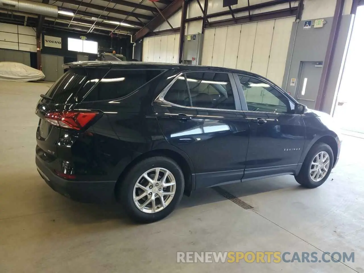 3 Photograph of a damaged car 3GNAXUEG0RL335294 CHEVROLET EQUINOX 2024