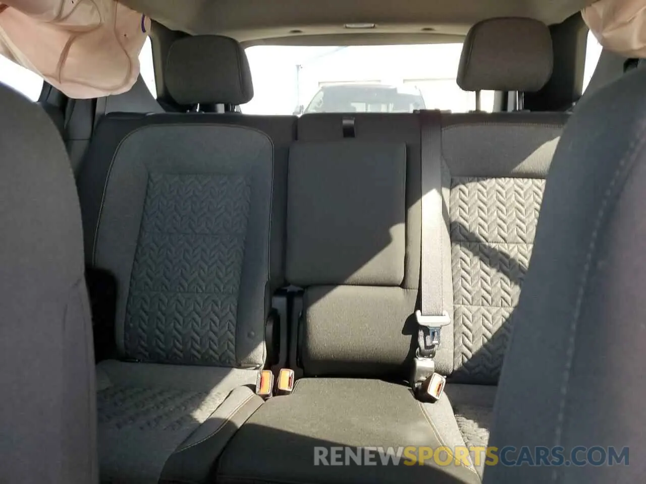 10 Photograph of a damaged car 3GNAXUEG0RL348157 CHEVROLET EQUINOX 2024