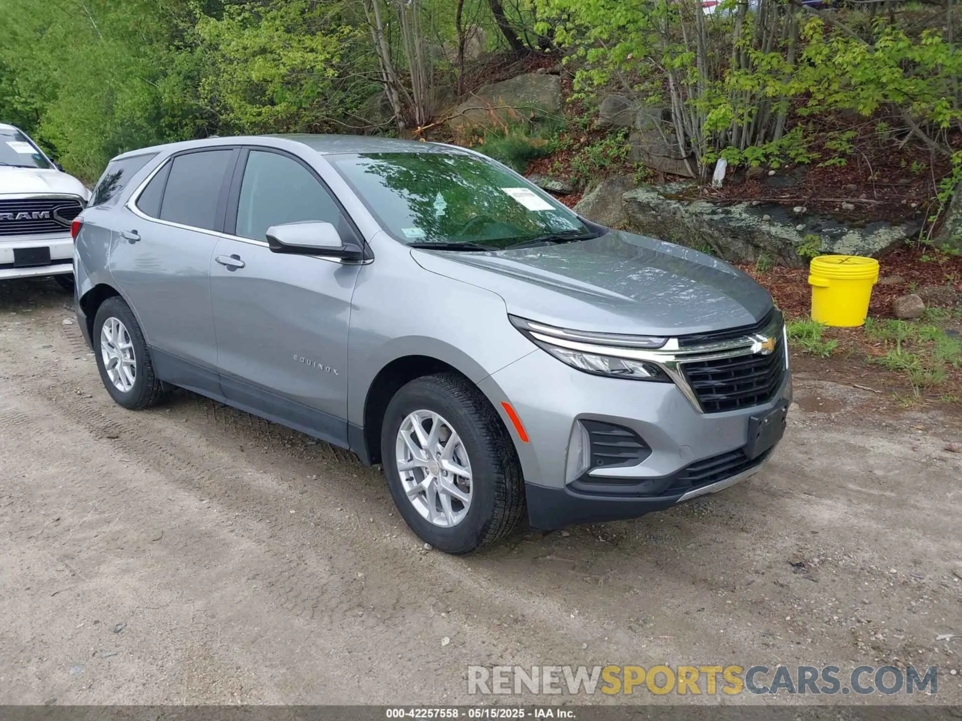 1 Фотография поврежденного автомобиля 3GNAXUEG0RS105972 CHEVROLET EQUINOX 2024
