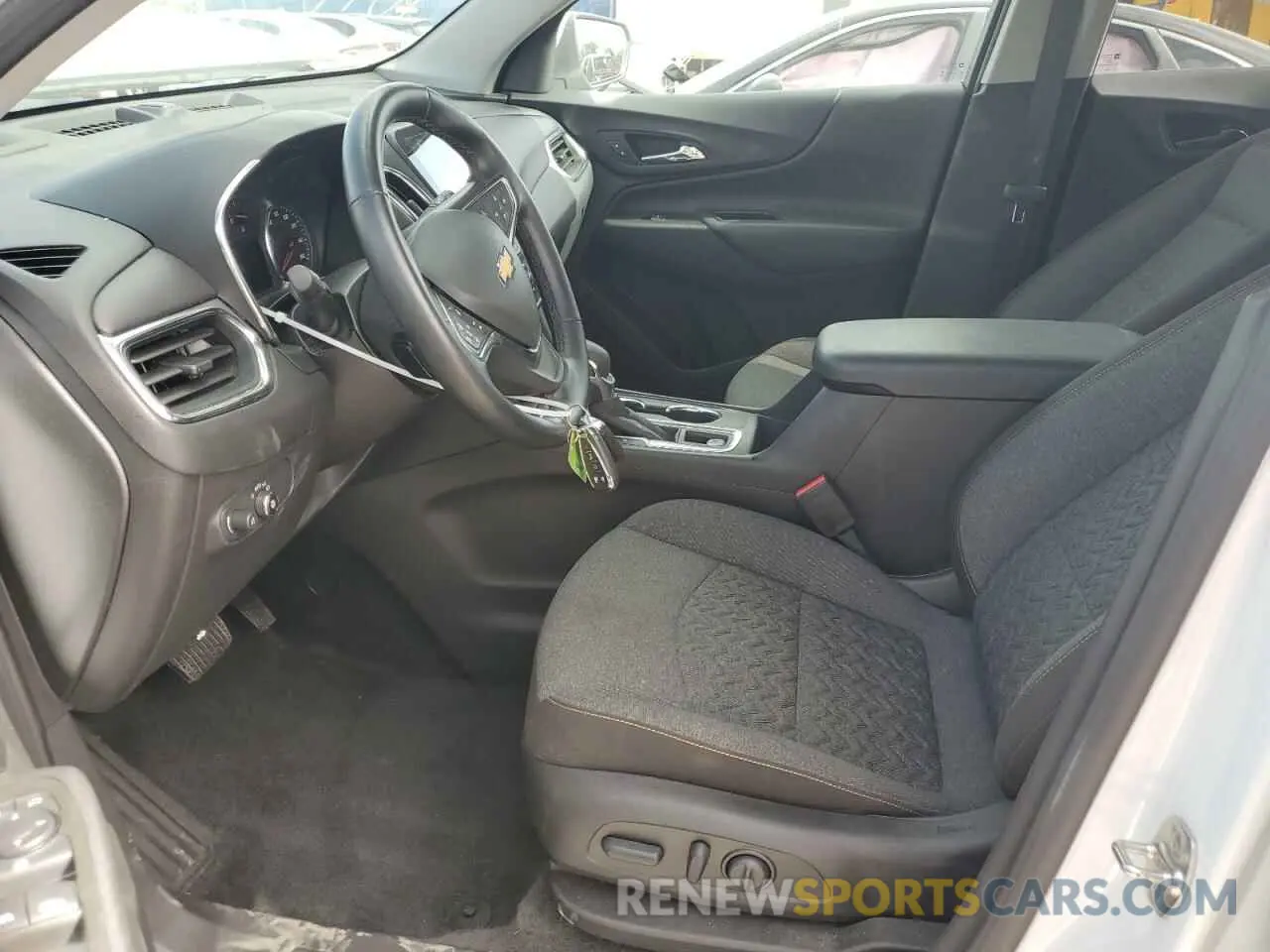 7 Фотография поврежденного автомобиля 3GNAXUEG0RS209071 CHEVROLET EQUINOX 2024