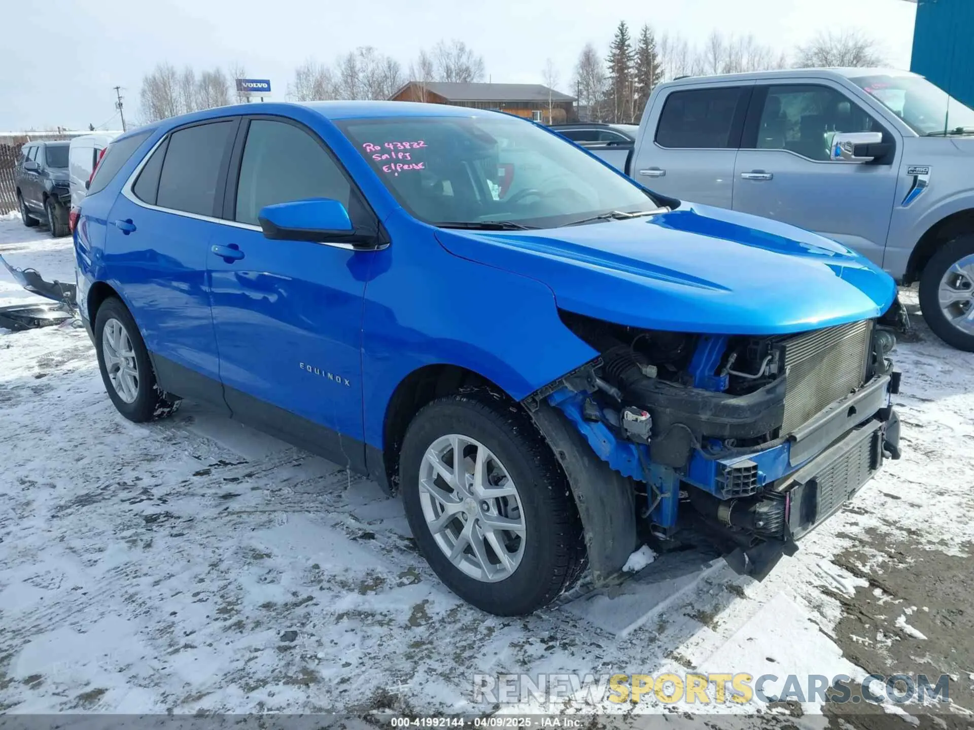 1 Фотография поврежденного автомобиля 3GNAXUEG2RL243832 CHEVROLET EQUINOX 2024