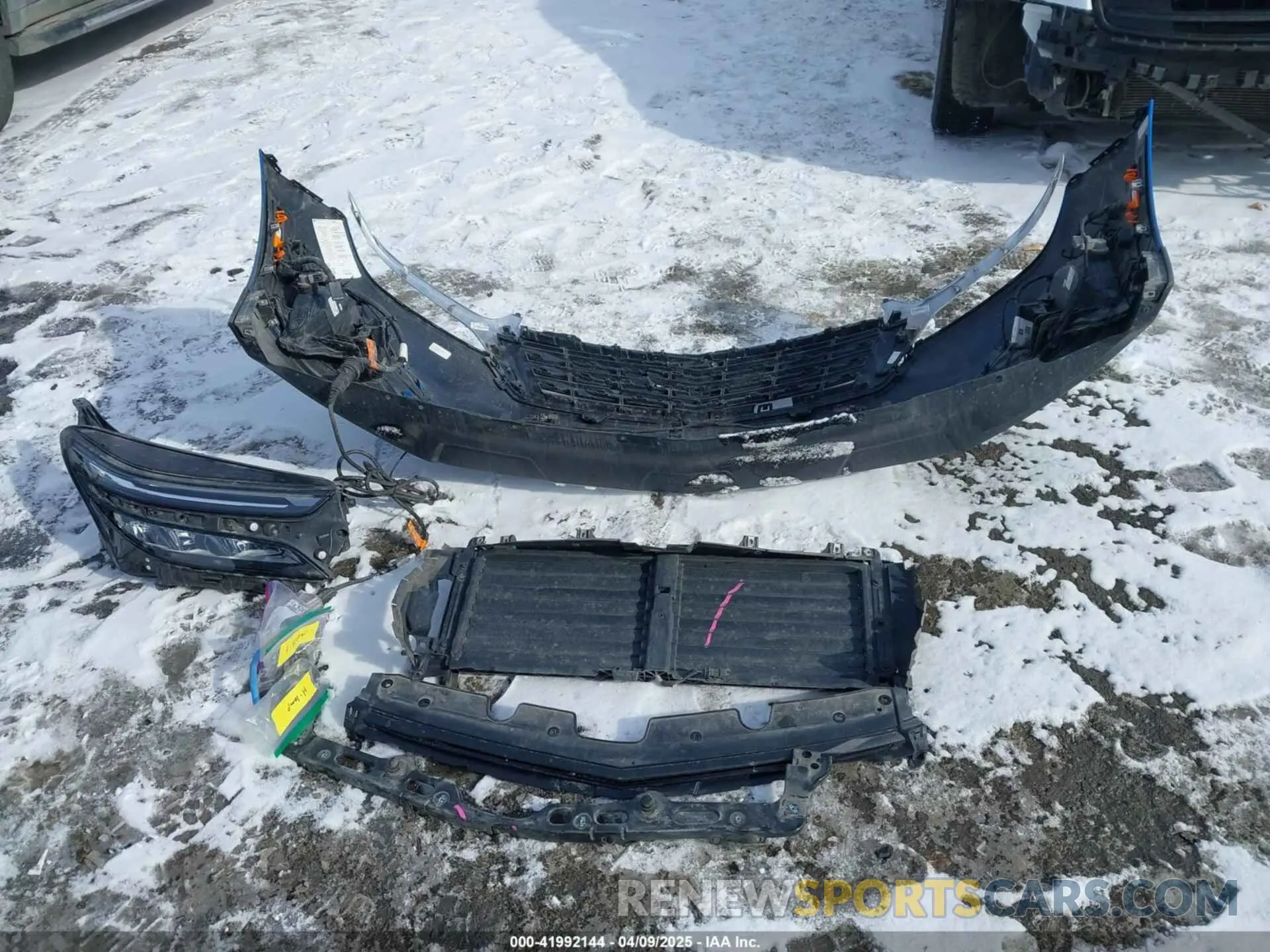 12 Фотография поврежденного автомобиля 3GNAXUEG2RL243832 CHEVROLET EQUINOX 2024