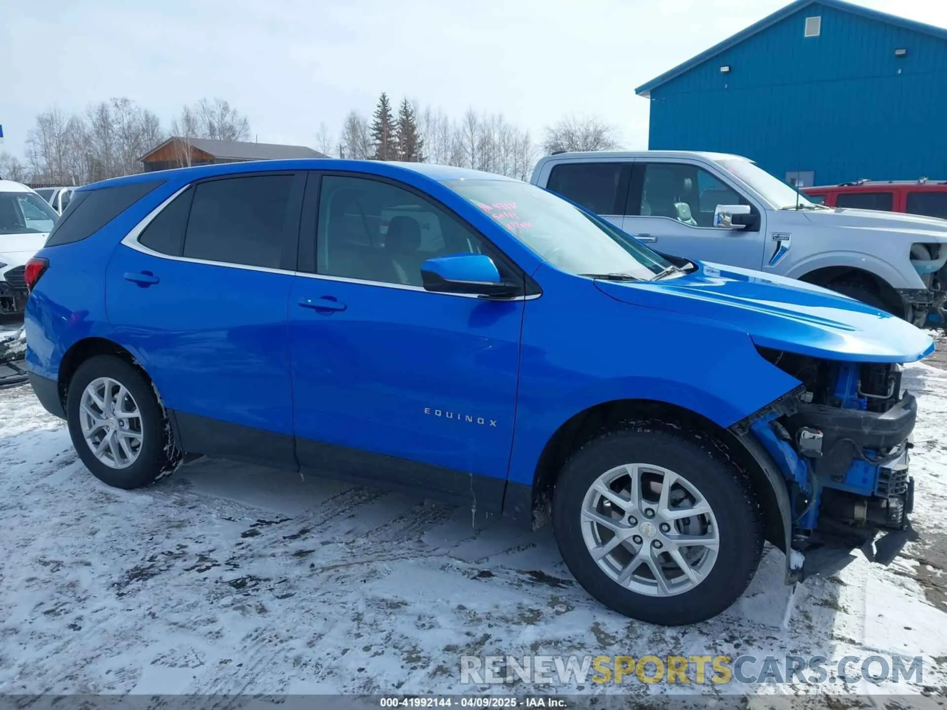 14 Фотография поврежденного автомобиля 3GNAXUEG2RL243832 CHEVROLET EQUINOX 2024