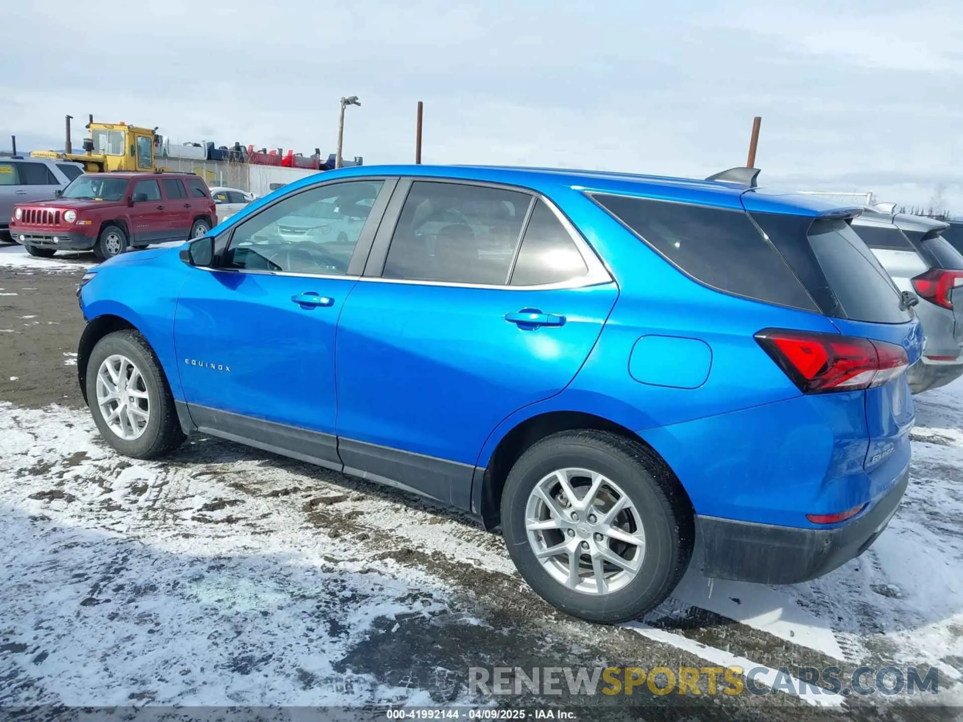 15 Фотография поврежденного автомобиля 3GNAXUEG2RL243832 CHEVROLET EQUINOX 2024