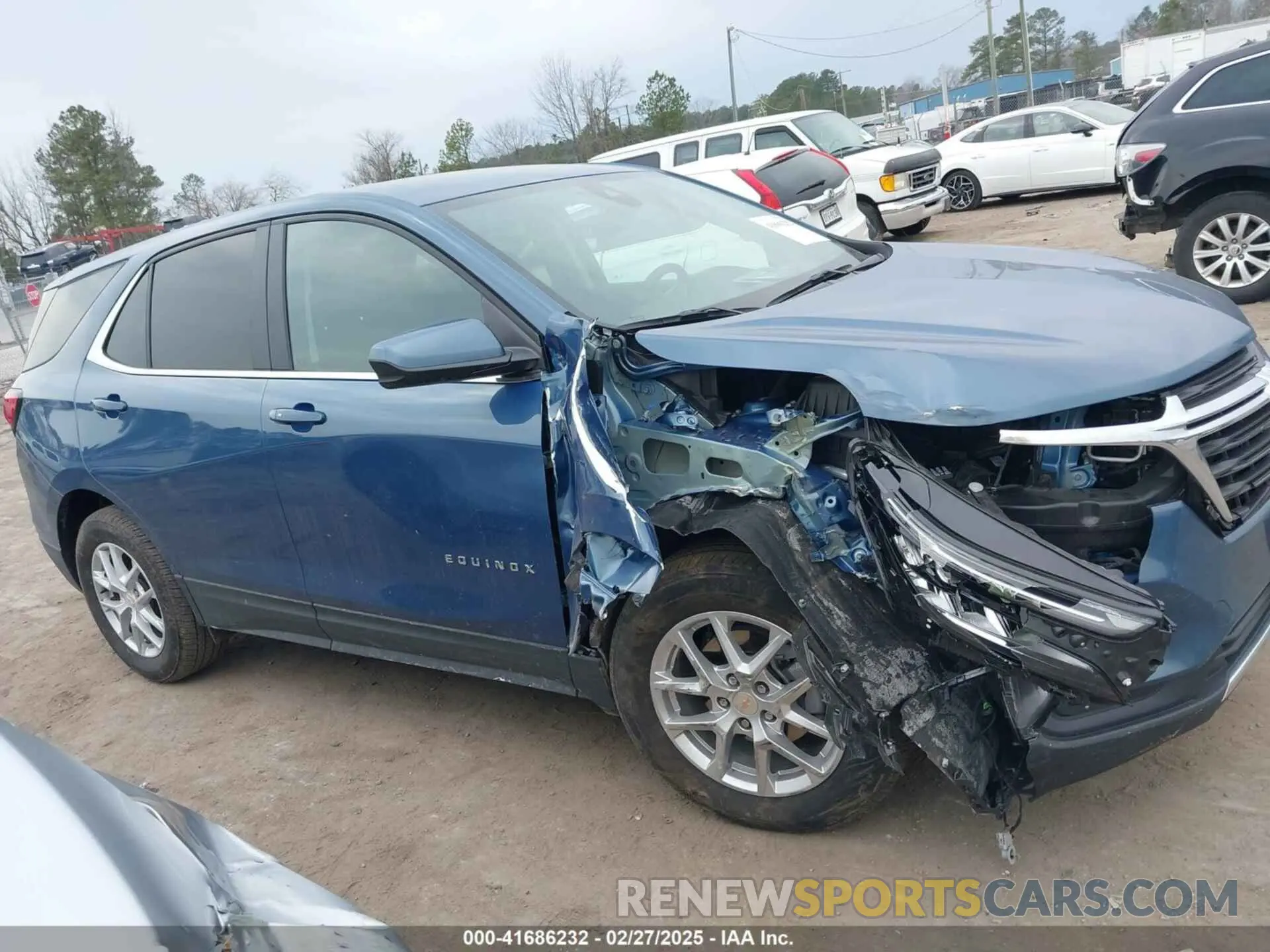 13 Фотография поврежденного автомобиля 3GNAXUEG2RL362870 CHEVROLET EQUINOX 2024