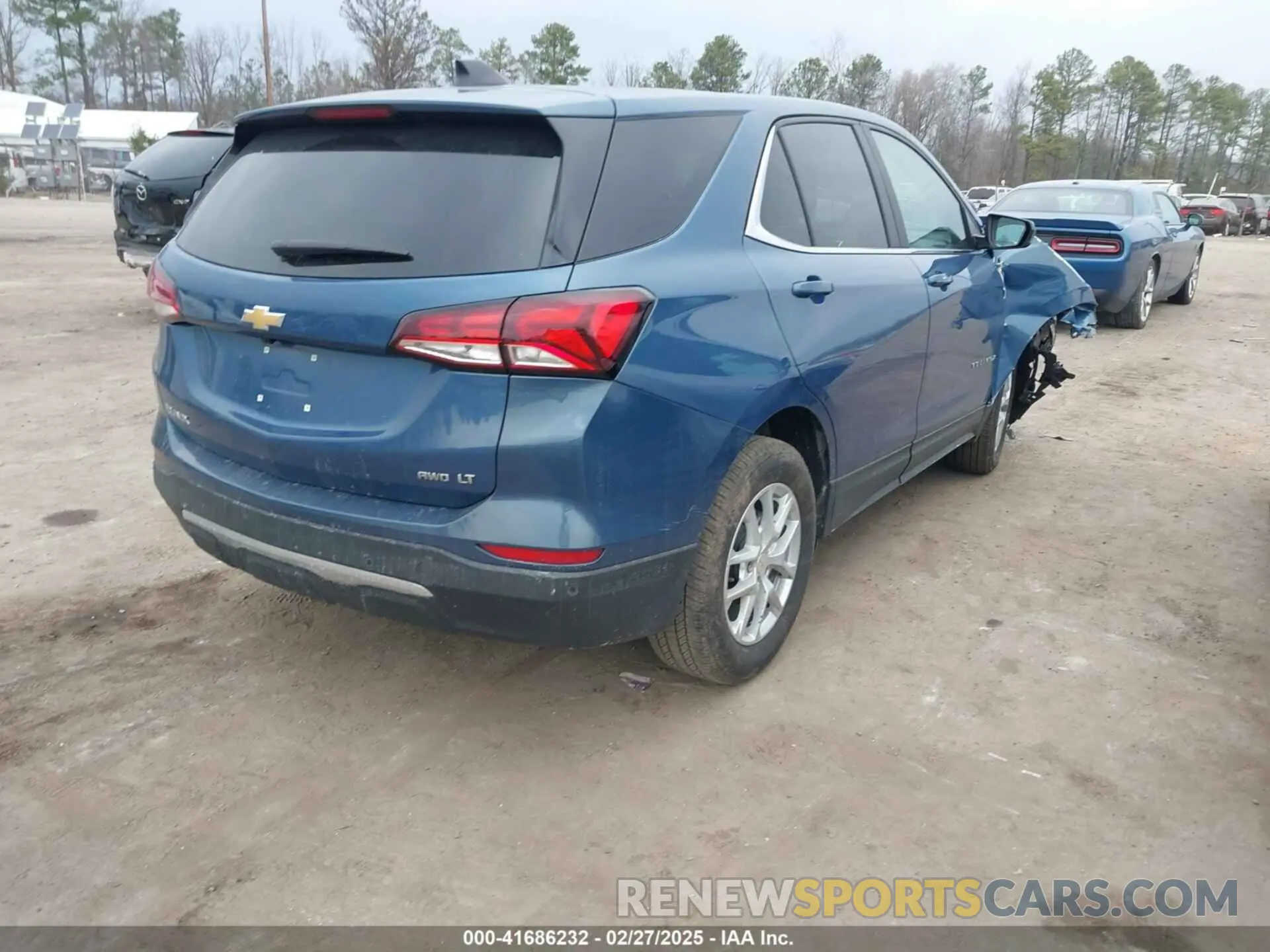 4 Фотография поврежденного автомобиля 3GNAXUEG2RL362870 CHEVROLET EQUINOX 2024