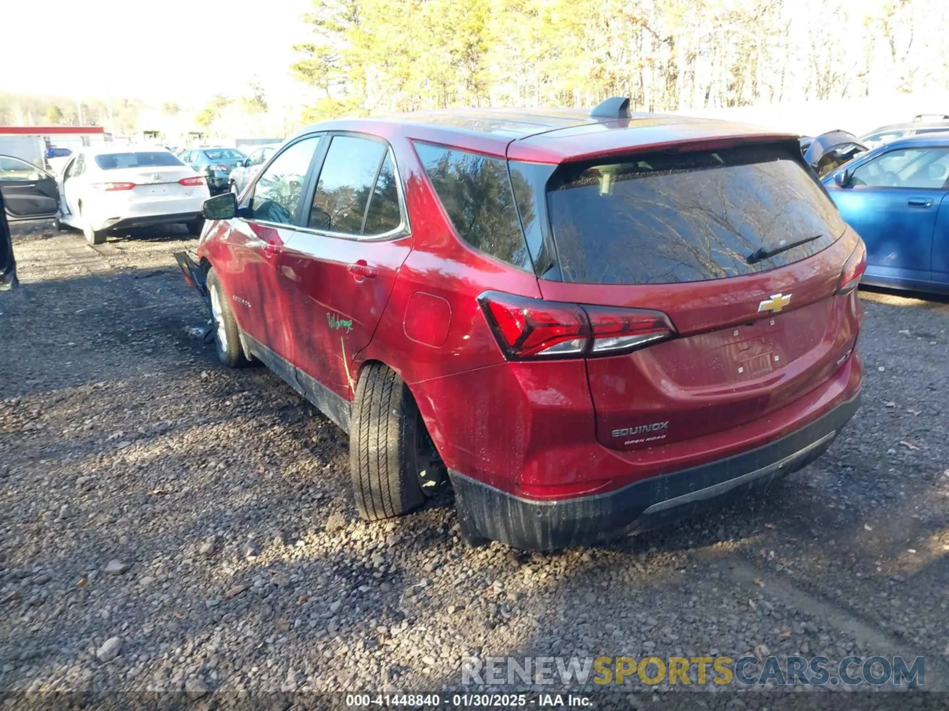 3 Photograph of a damaged car 3GNAXUEG2RS243562 CHEVROLET EQUINOX 2024