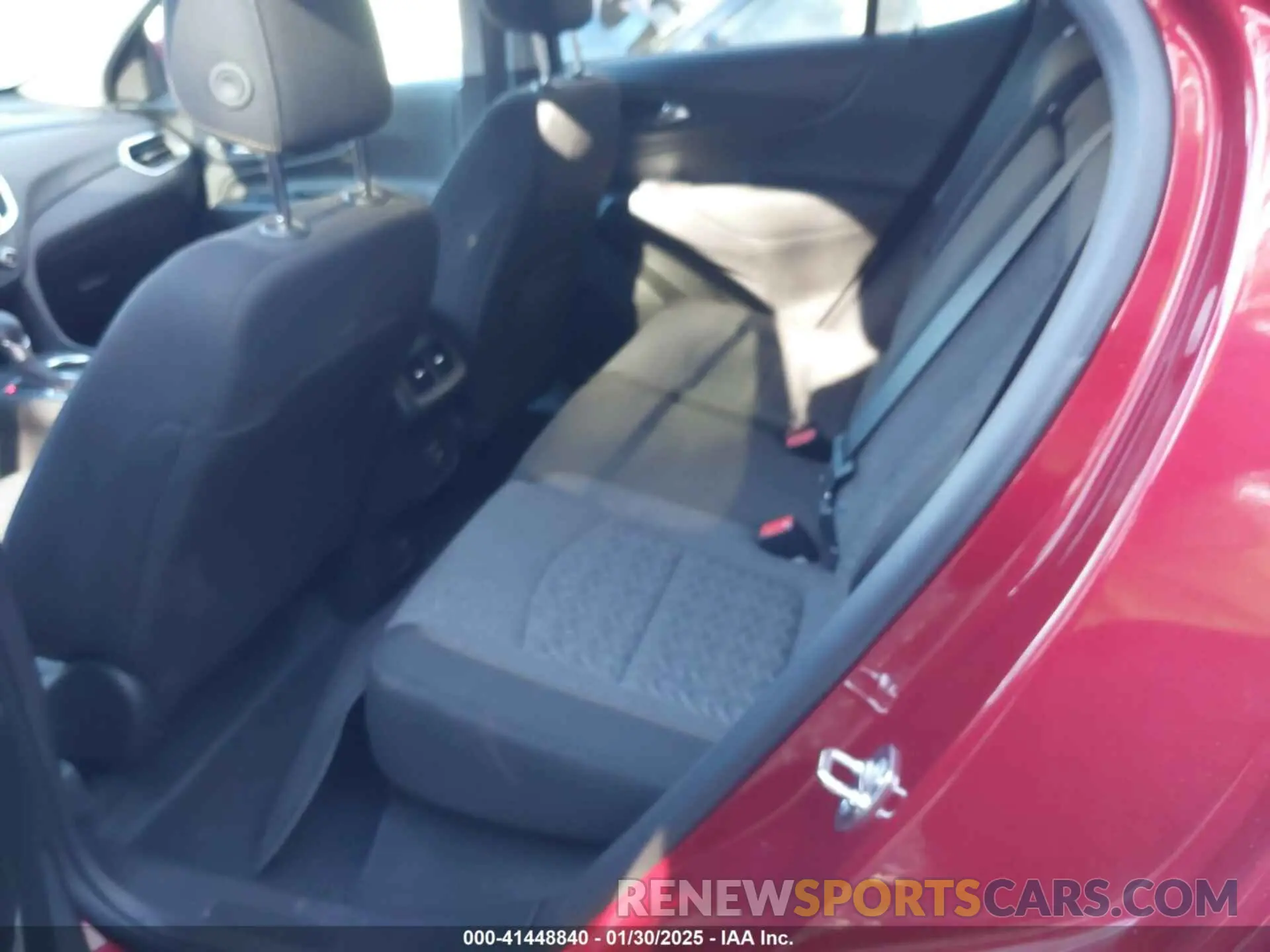 8 Photograph of a damaged car 3GNAXUEG2RS243562 CHEVROLET EQUINOX 2024