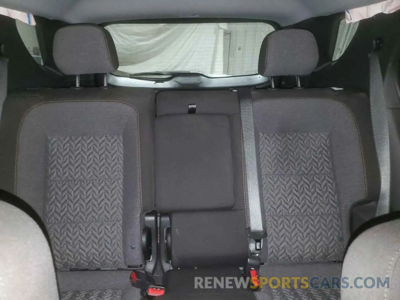 10 Photograph of a damaged car 3GNAXUEG3RL186279 CHEVROLET EQUINOX 2024