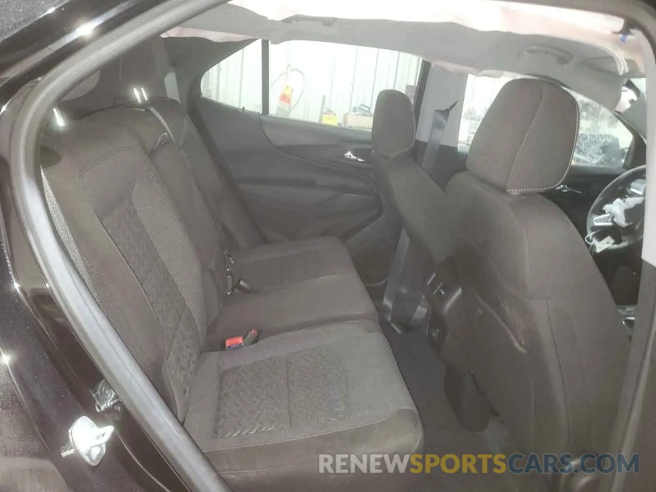 11 Photograph of a damaged car 3GNAXUEG3RL186279 CHEVROLET EQUINOX 2024