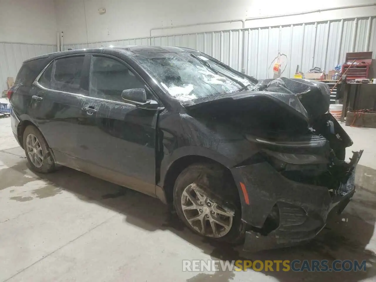 4 Photograph of a damaged car 3GNAXUEG3RL186279 CHEVROLET EQUINOX 2024