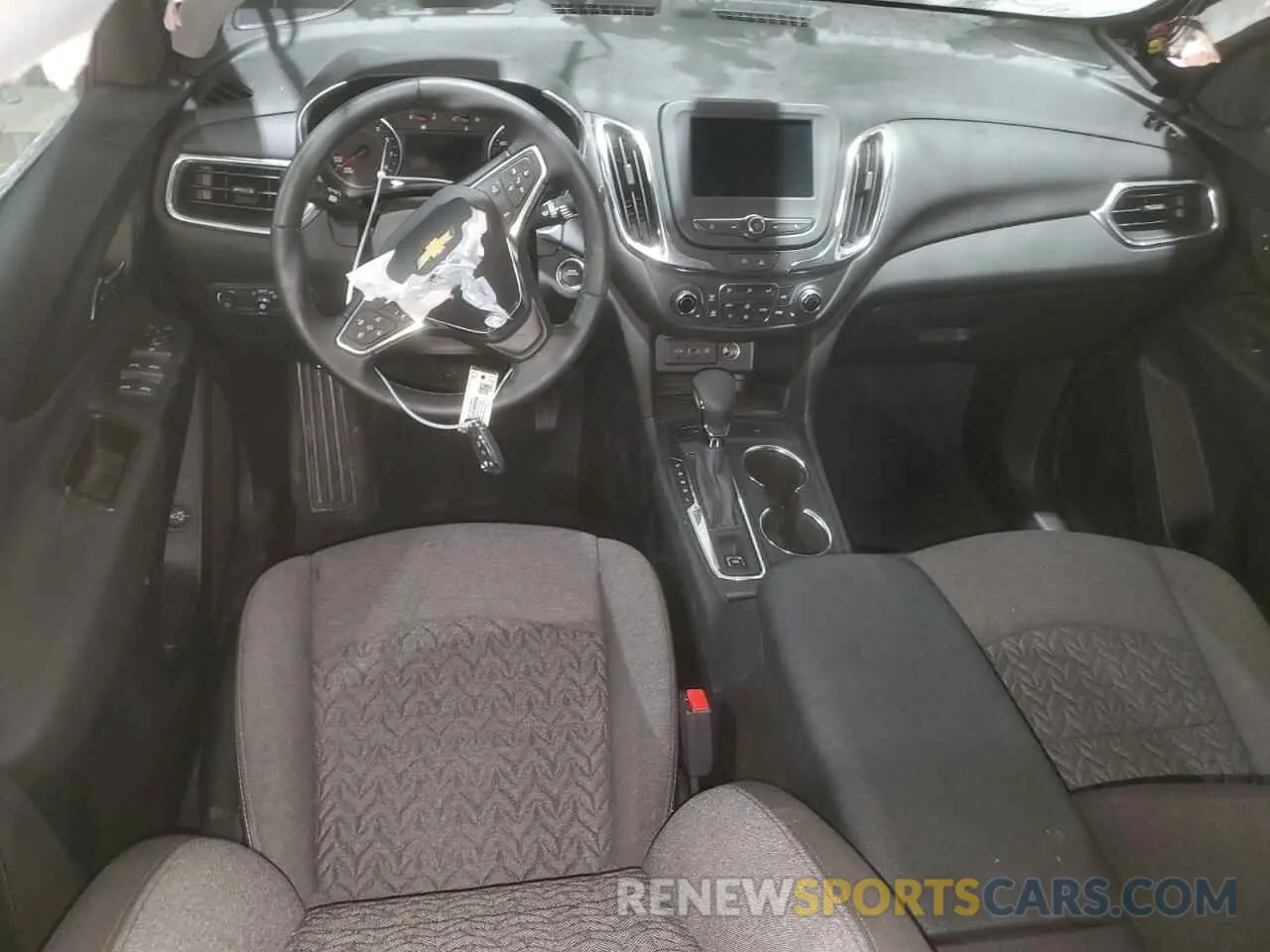 8 Photograph of a damaged car 3GNAXUEG3RL186279 CHEVROLET EQUINOX 2024
